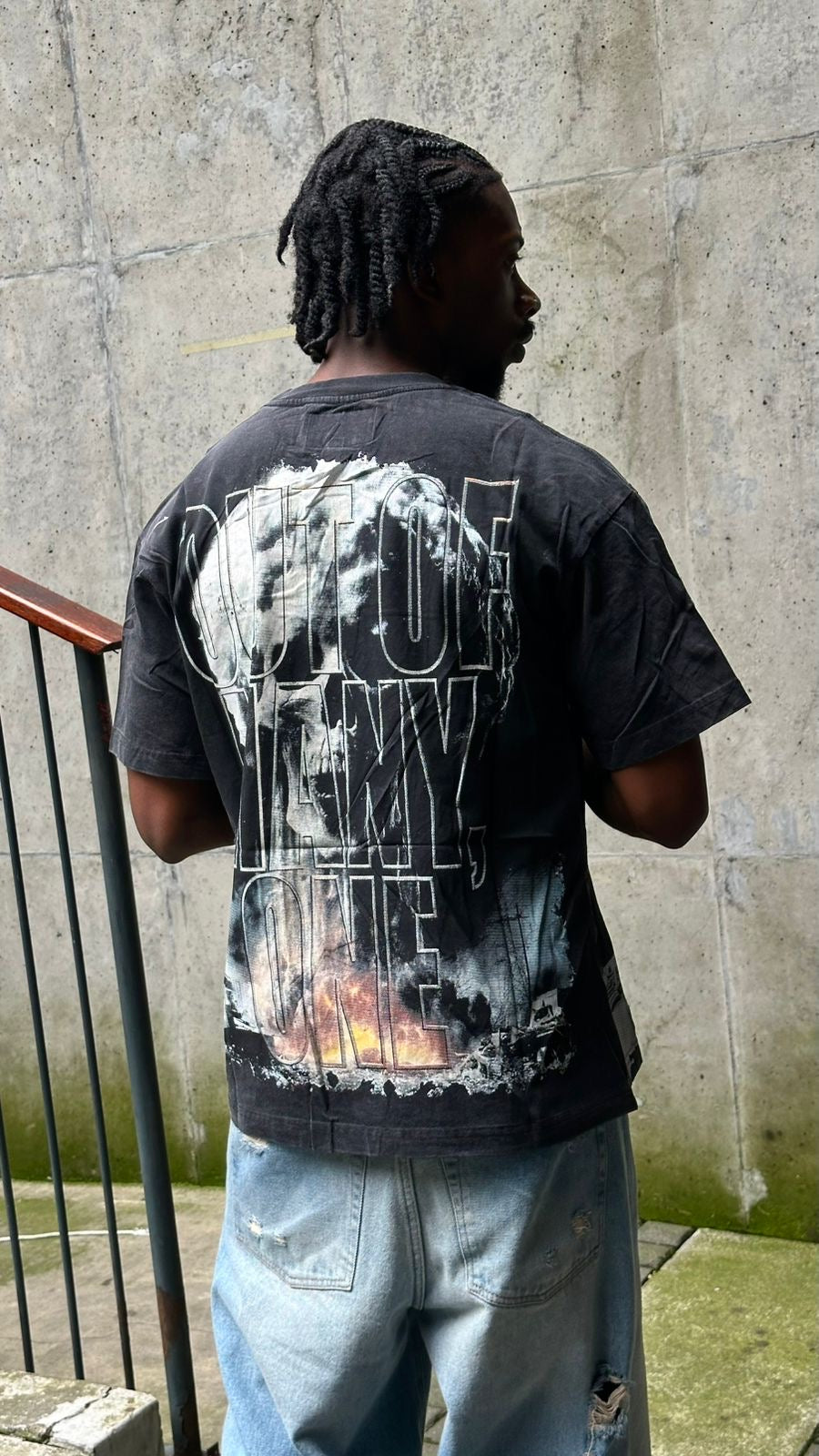 Camiseta Godspeed “skull”
