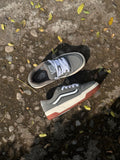 Vans hylane gris oscuro suela goma