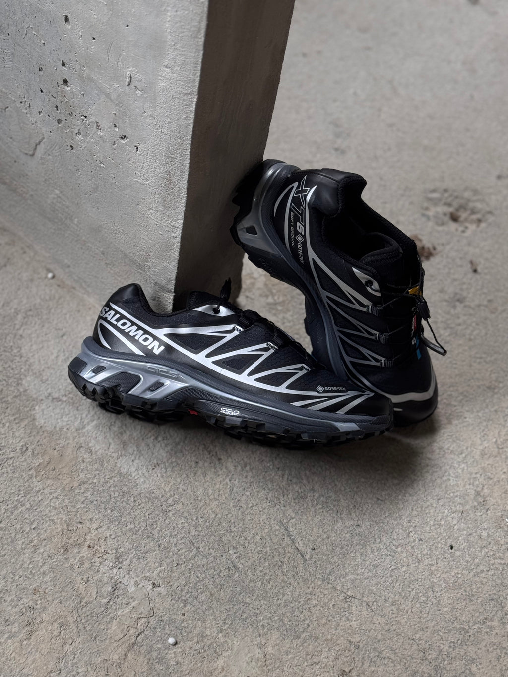 Salomón xt6 goretex “black silver”