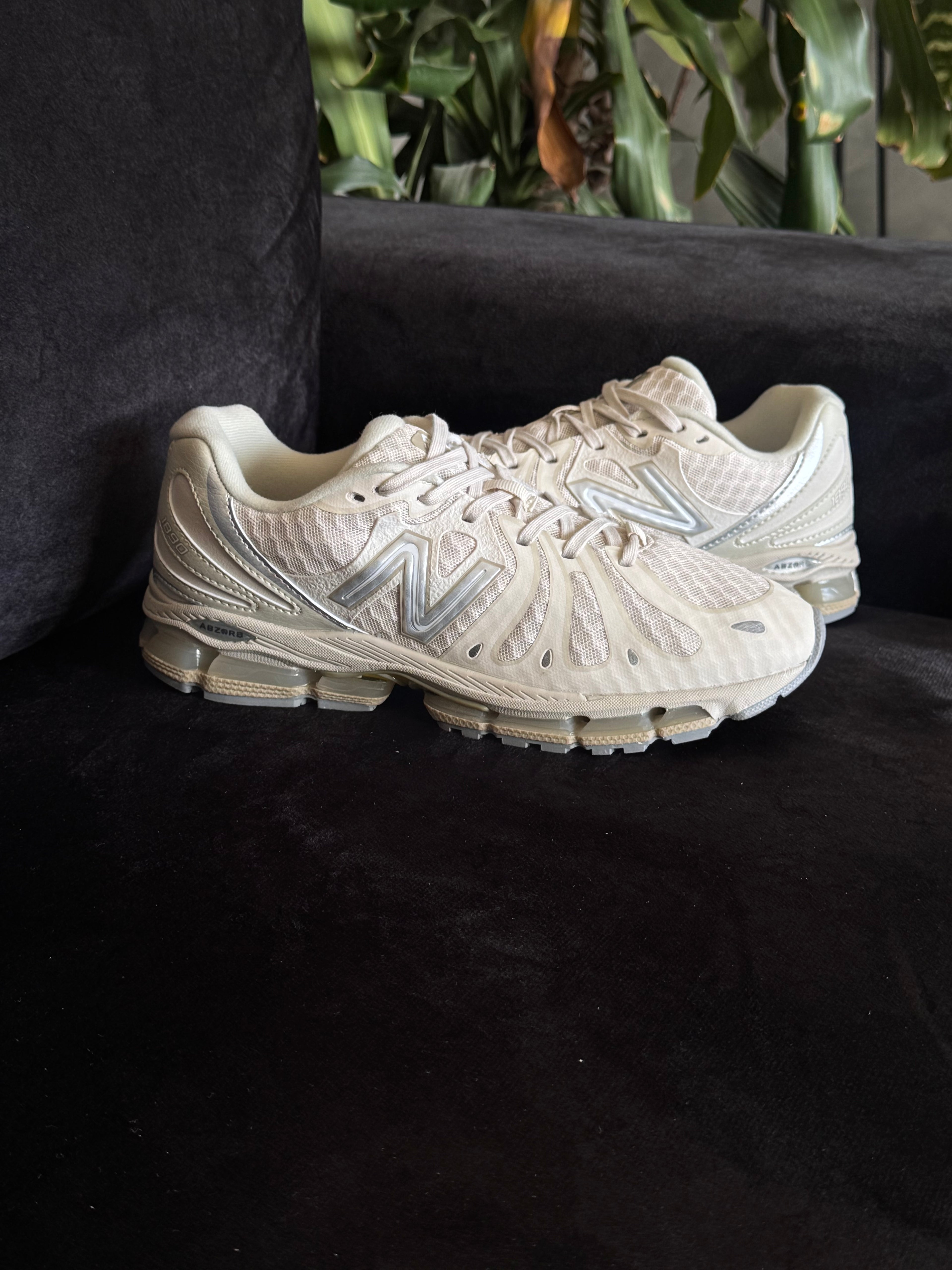 New balance 1890 abzorb