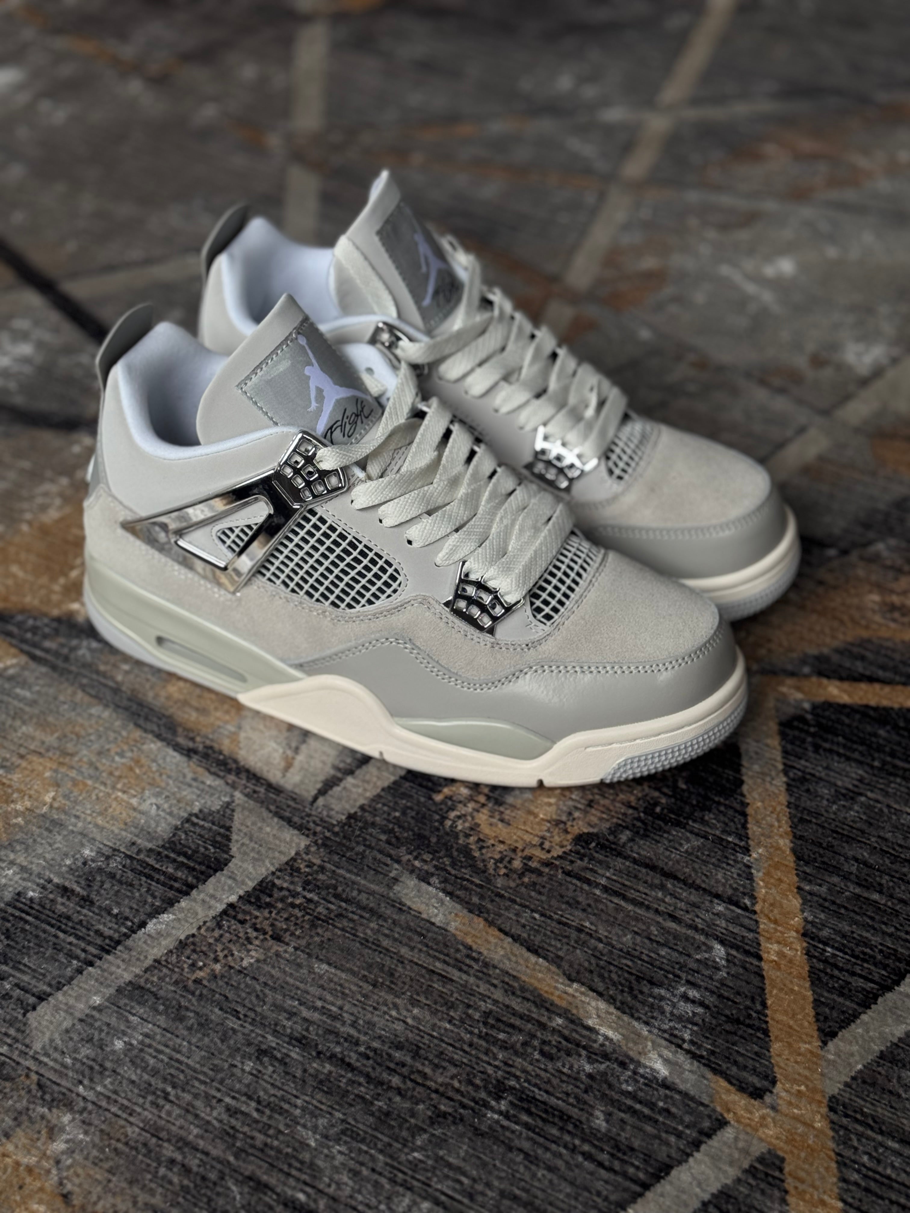 Nike Air Jordan 4 “frozen”