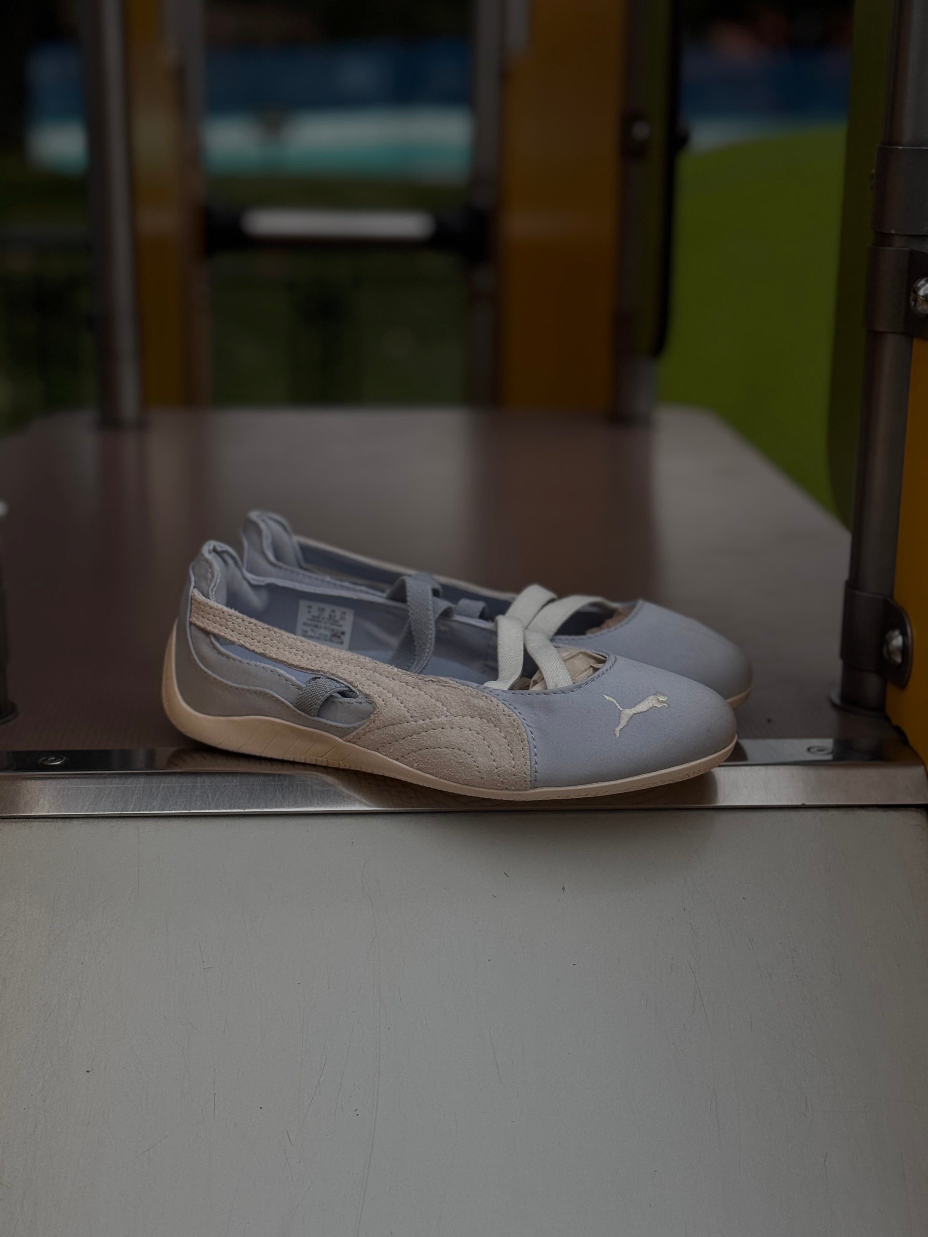 Puma flats speedcat ballet “azul blanco “