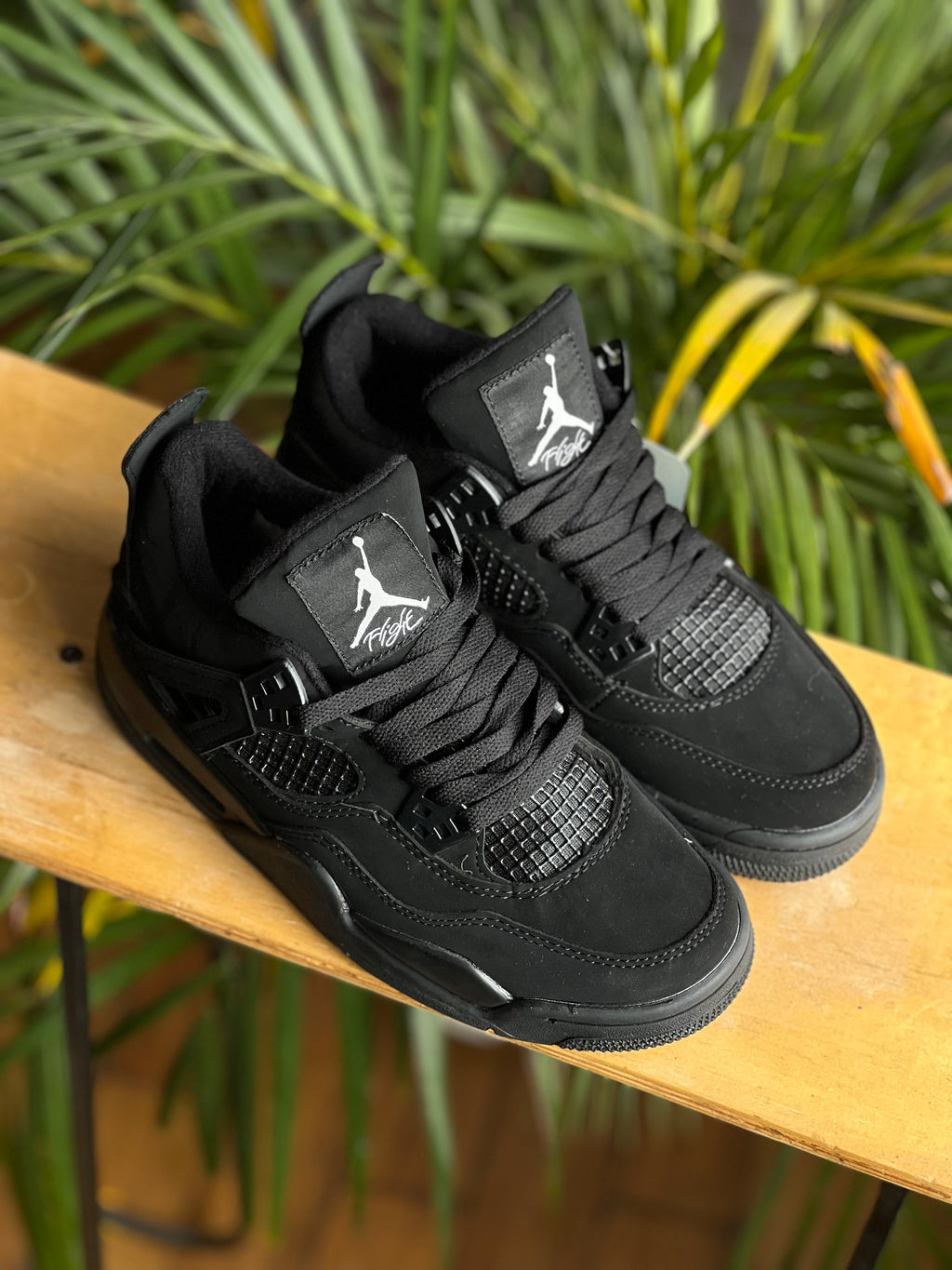 Nike Jordan 4 “black cat”