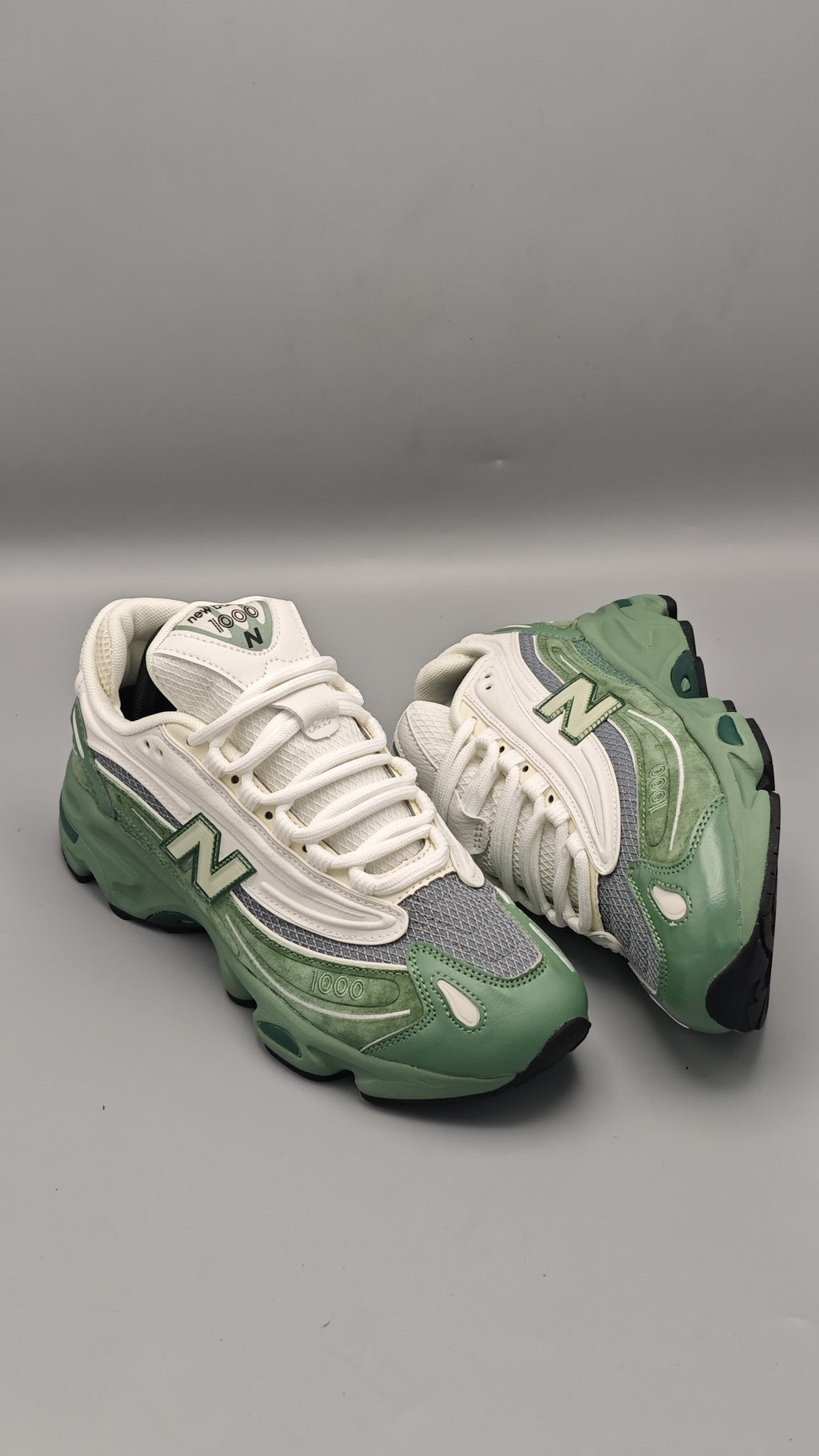 New Balance 1000 “green “