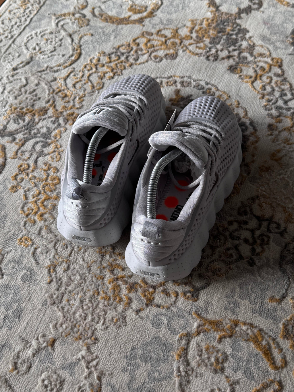 Nike mind 002 “gris”