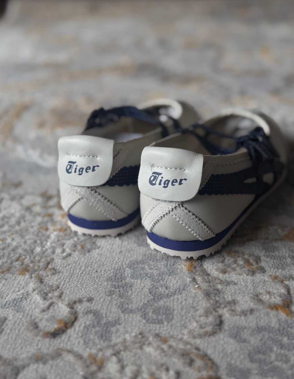 Onitsuka Tiger ballet Flats “blanco azul “