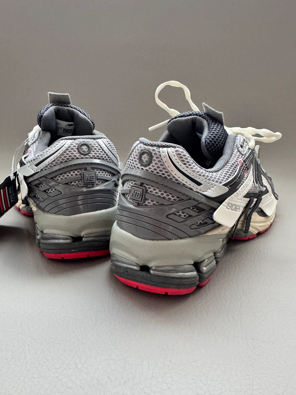 New Balance 1906A
Slate Grey Drift Red