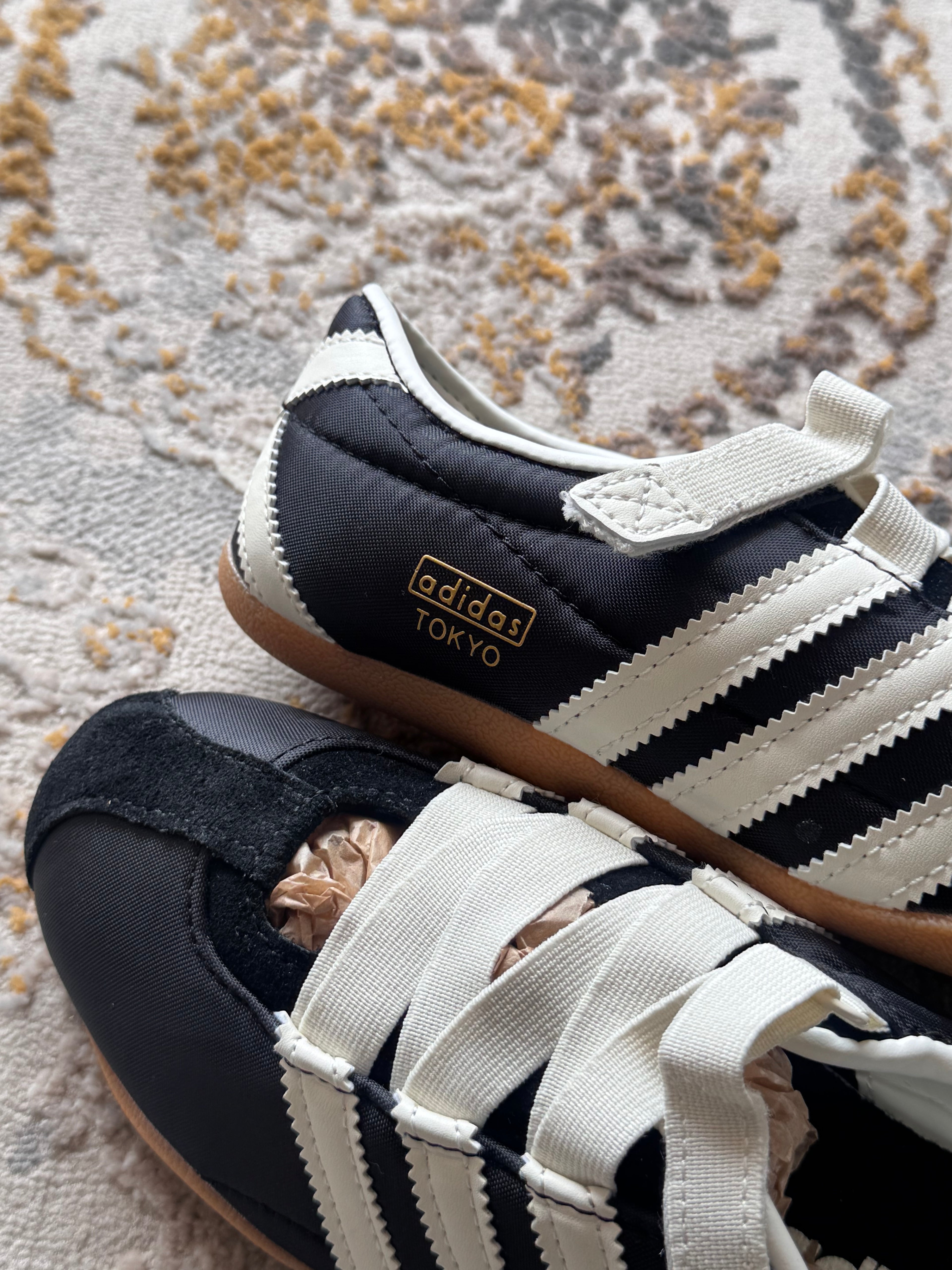 Adidas tokyio mj -bailarina “negro  blanco ”