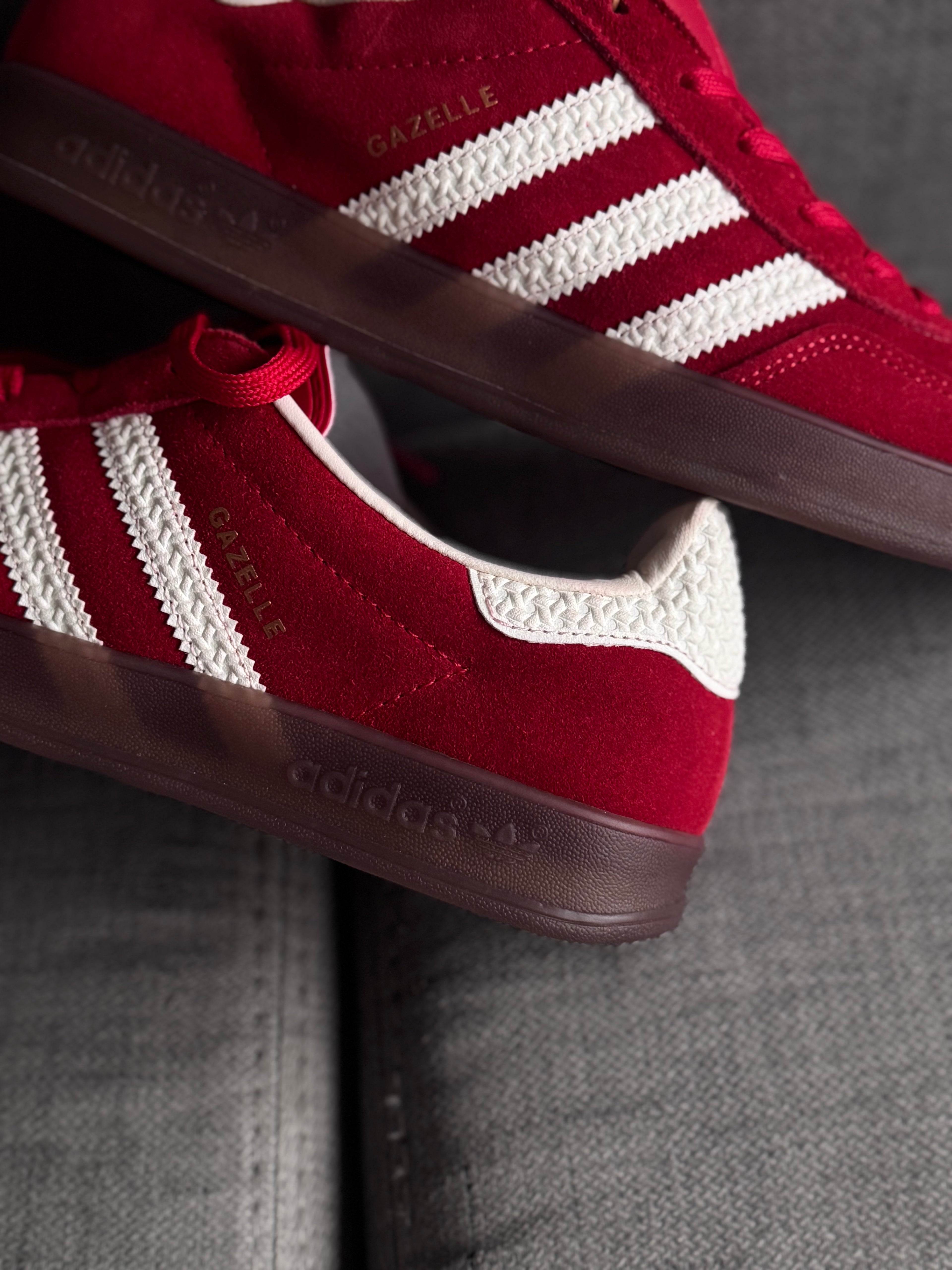 Adidas Gazelle indoor roja