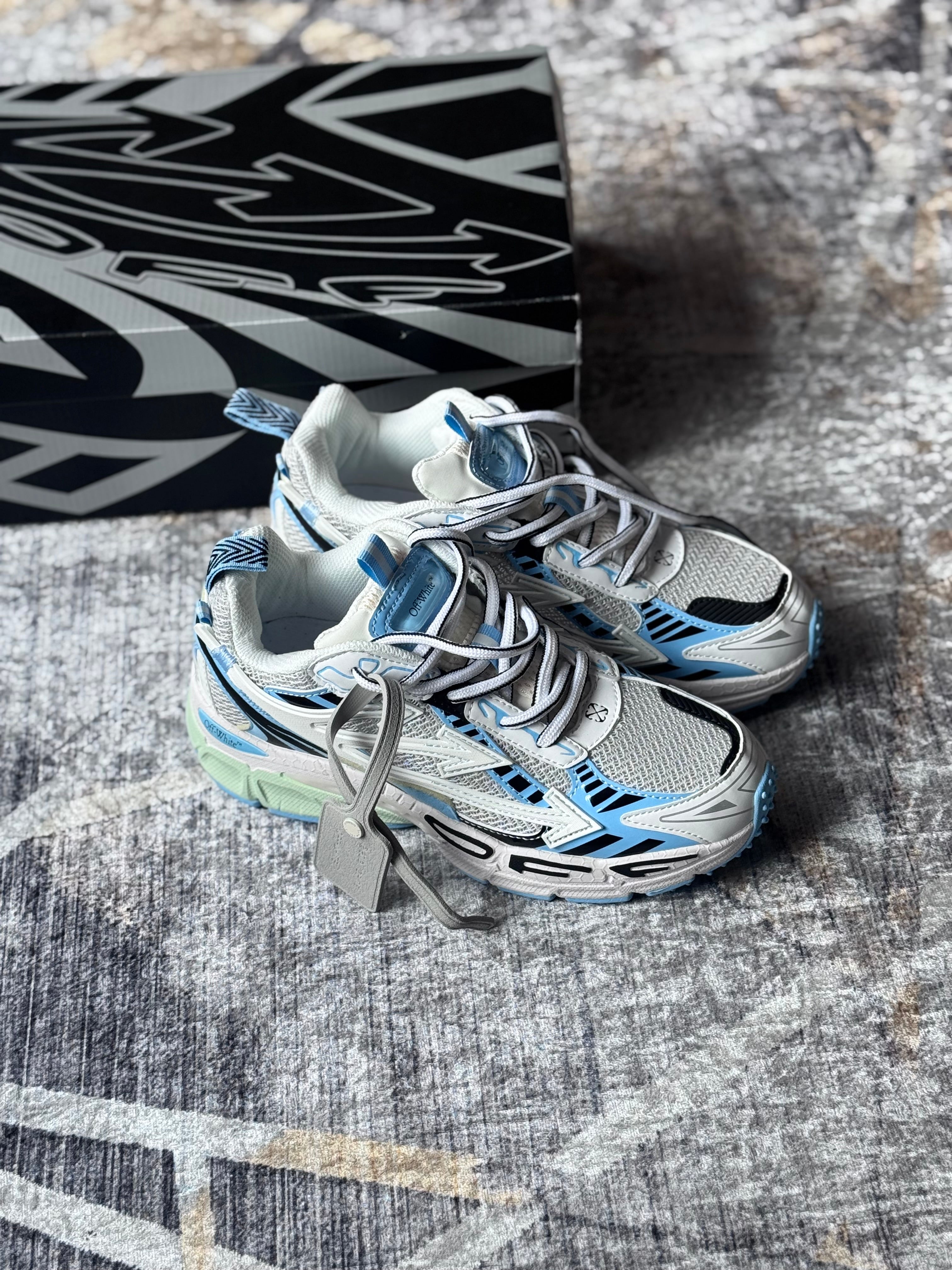 OFF-WHITE Be Right Back Gris blanca- azul marino