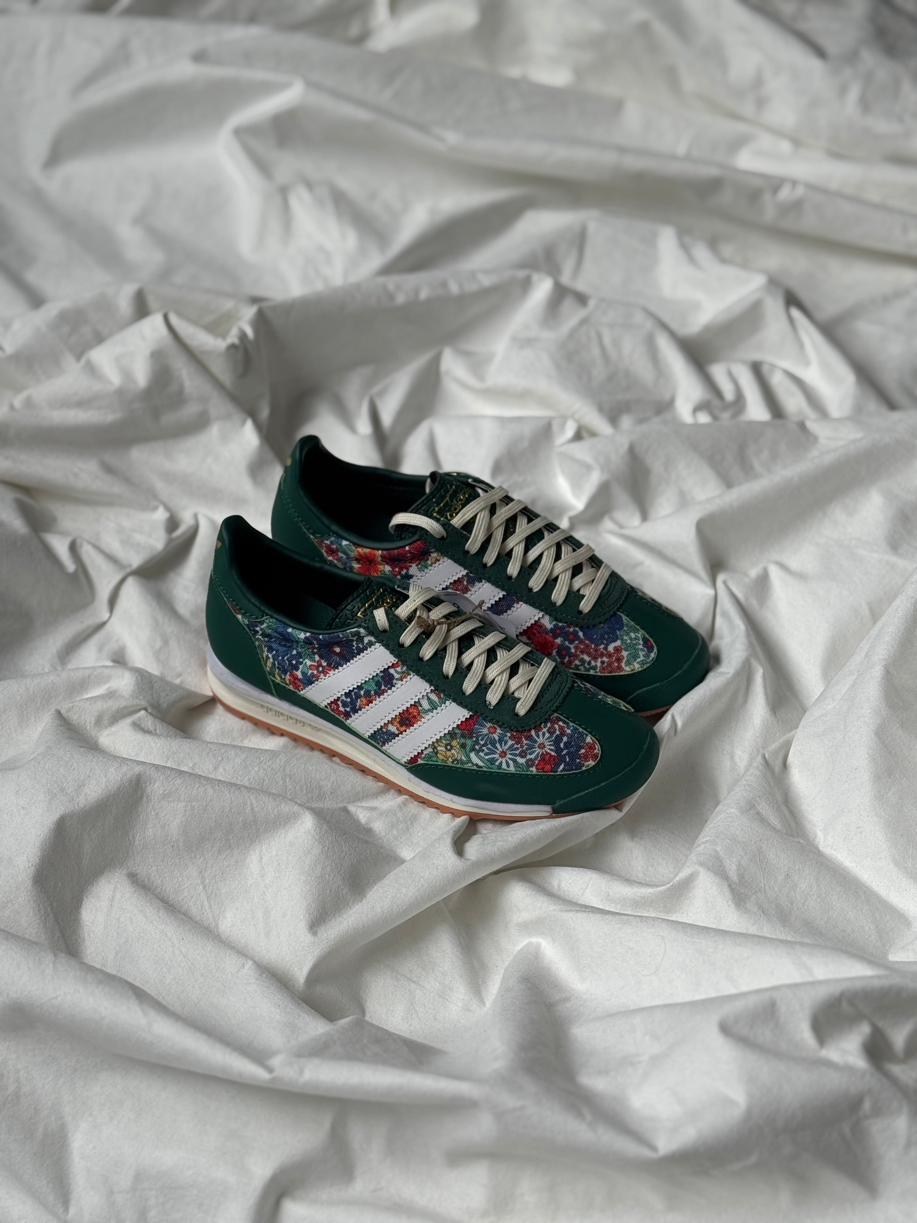 Adidas Sl 72 og “verde floral “