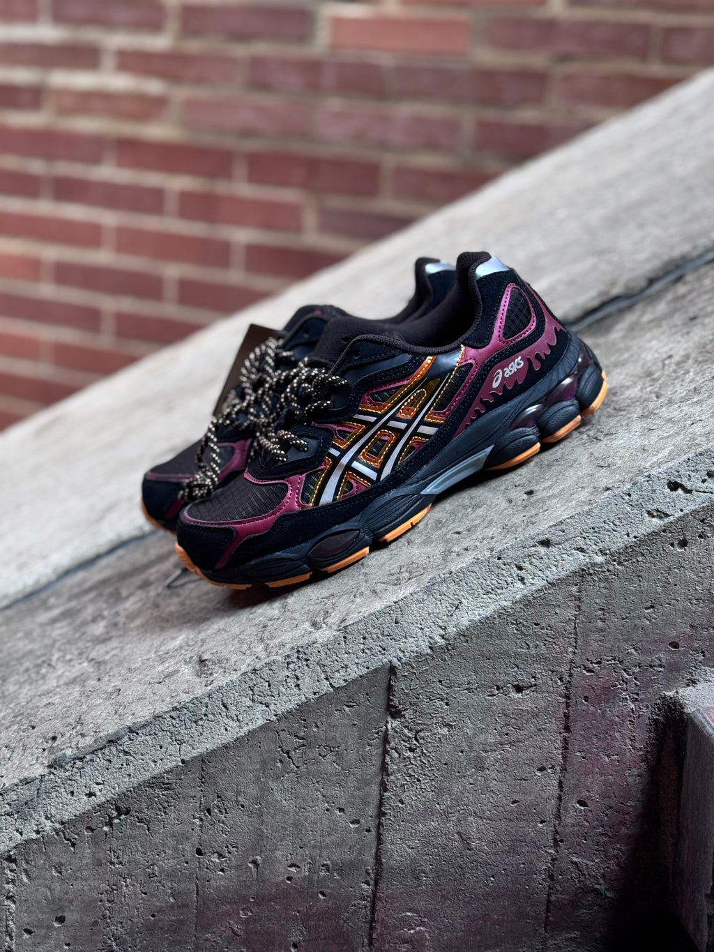 Asics x naruto