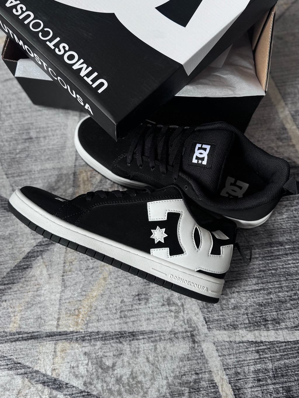 Dc court grafología