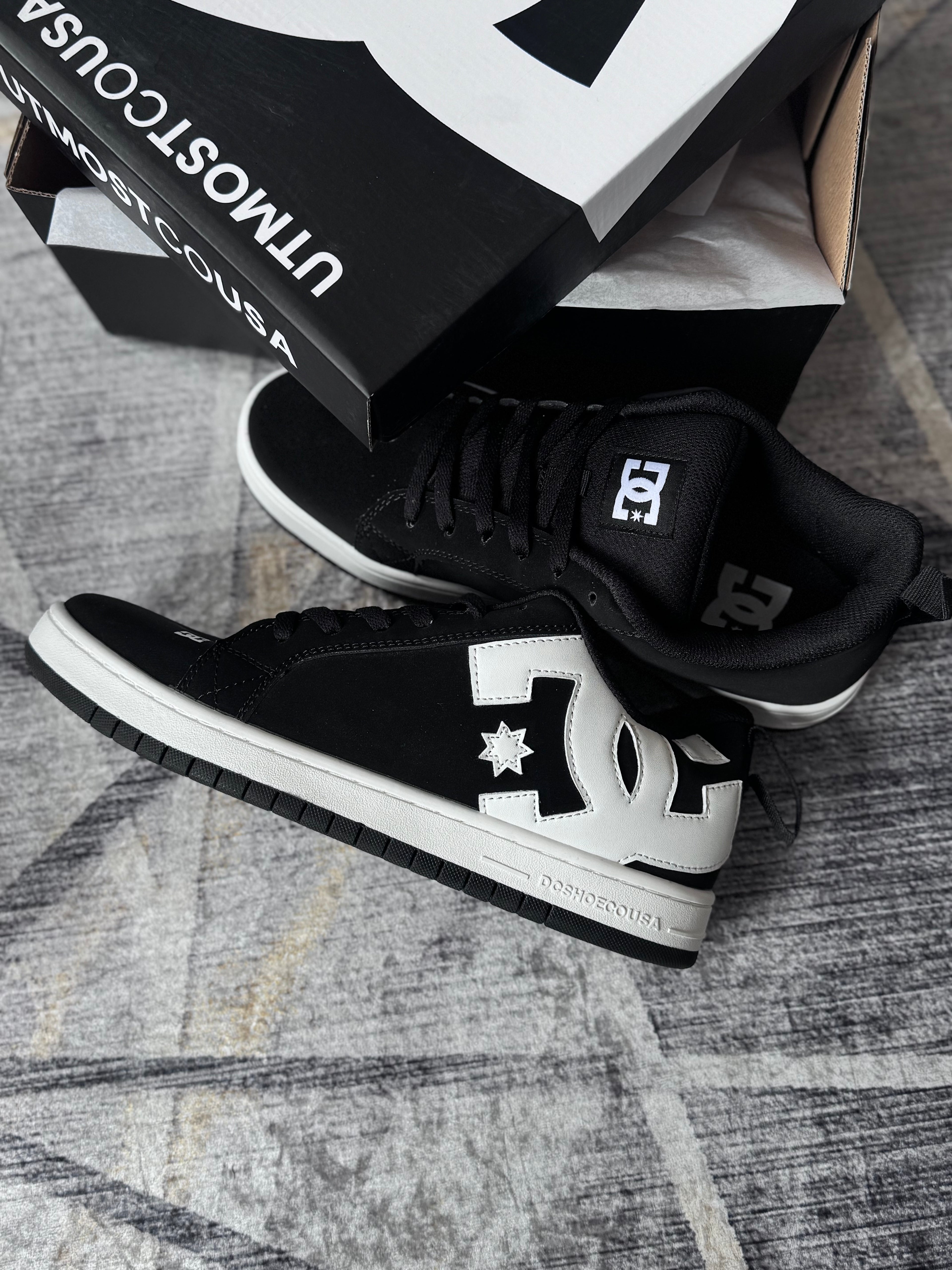 Dc court grafología