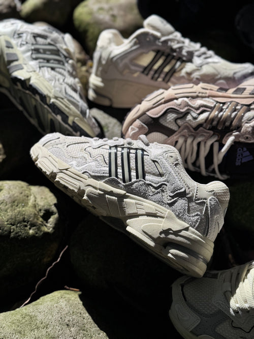 Adidas response cl x bad bunny “blanco hueso “