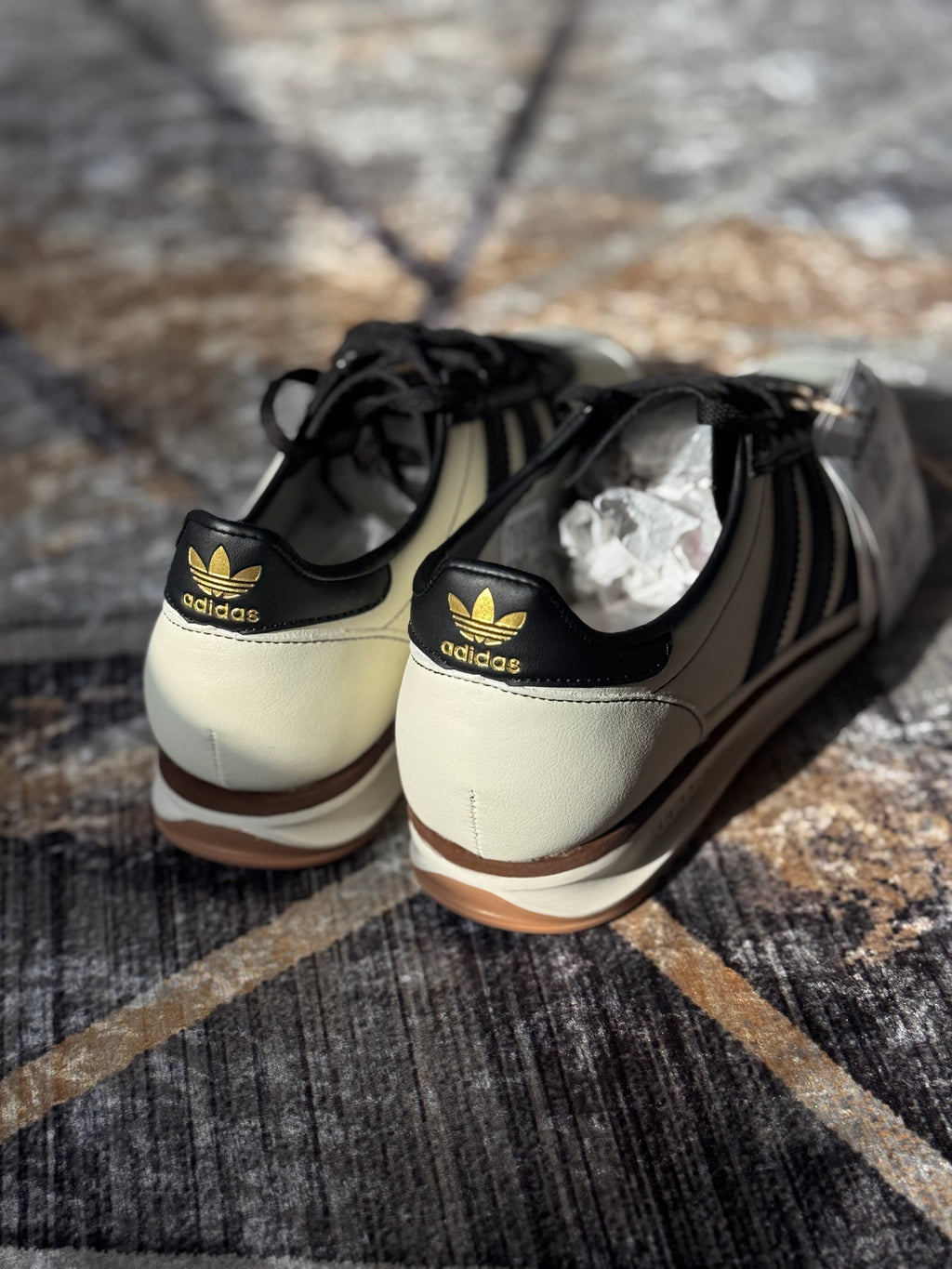 Adidas sl72 og “beige negro “