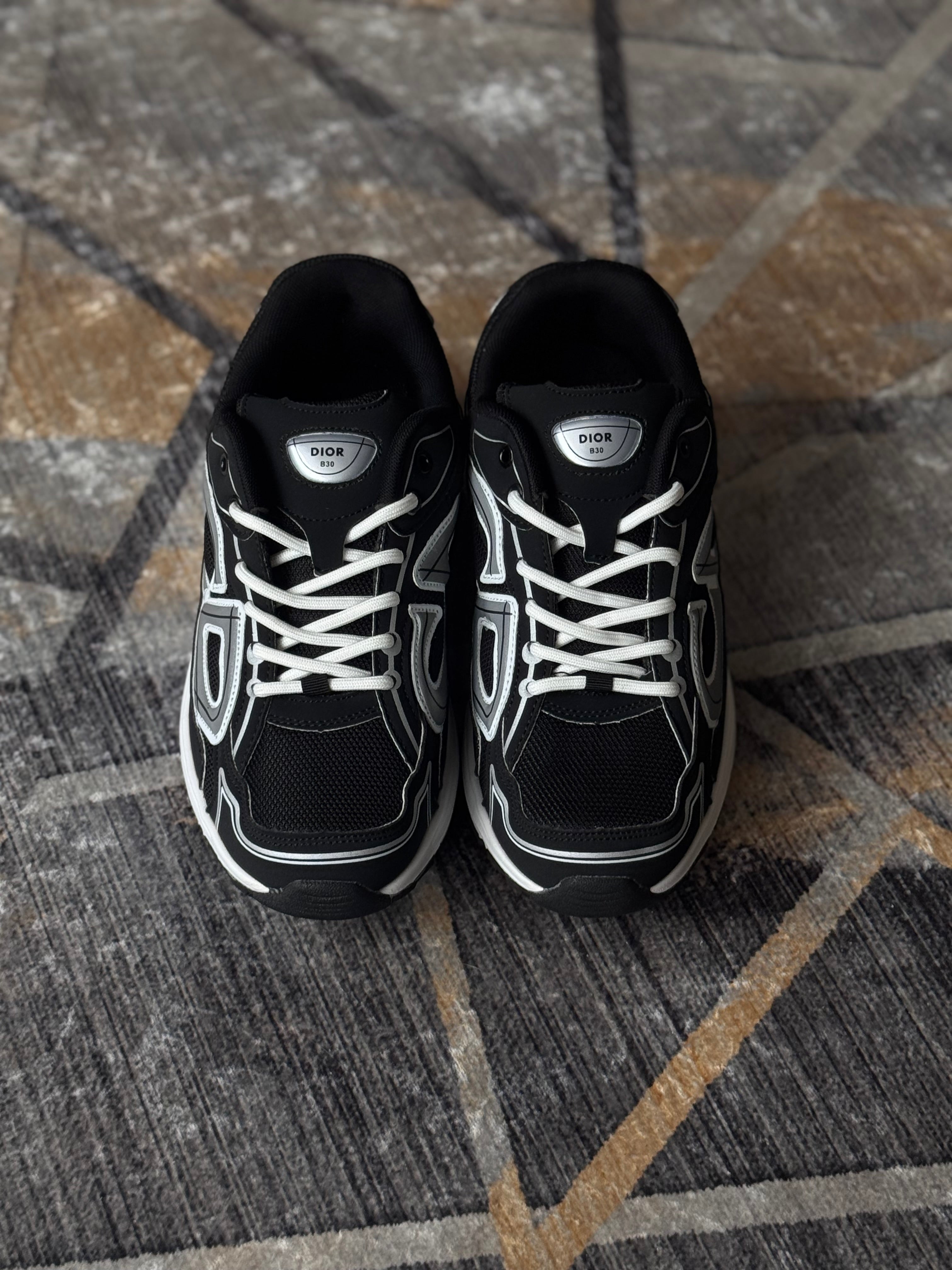 Dior B 23 “black”