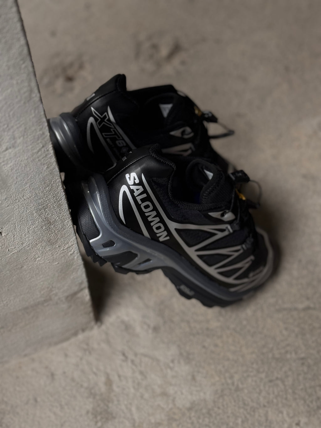 Salomón xt6 goretex “black silver”