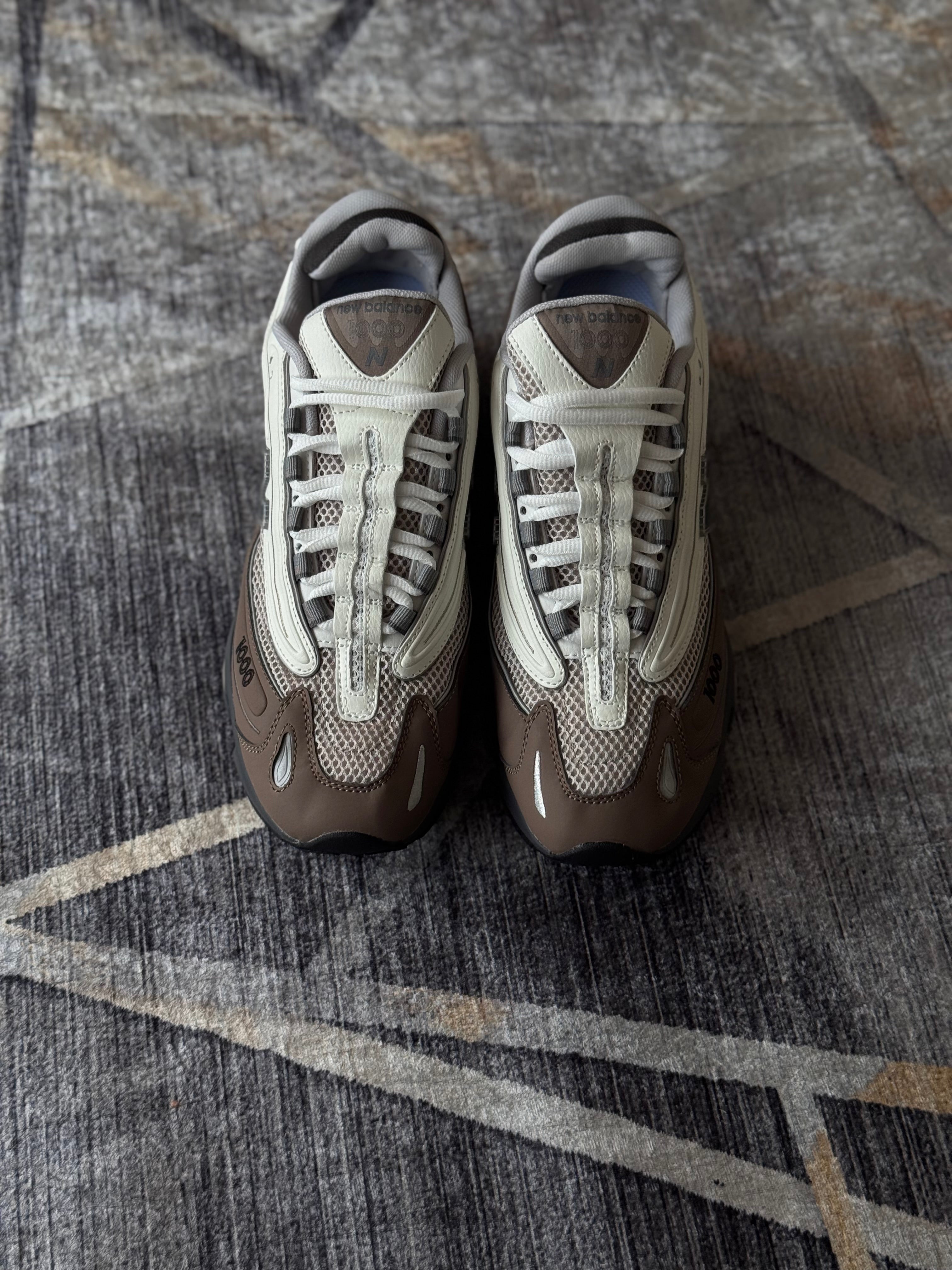 New Balance 1000 “mushroom grey”