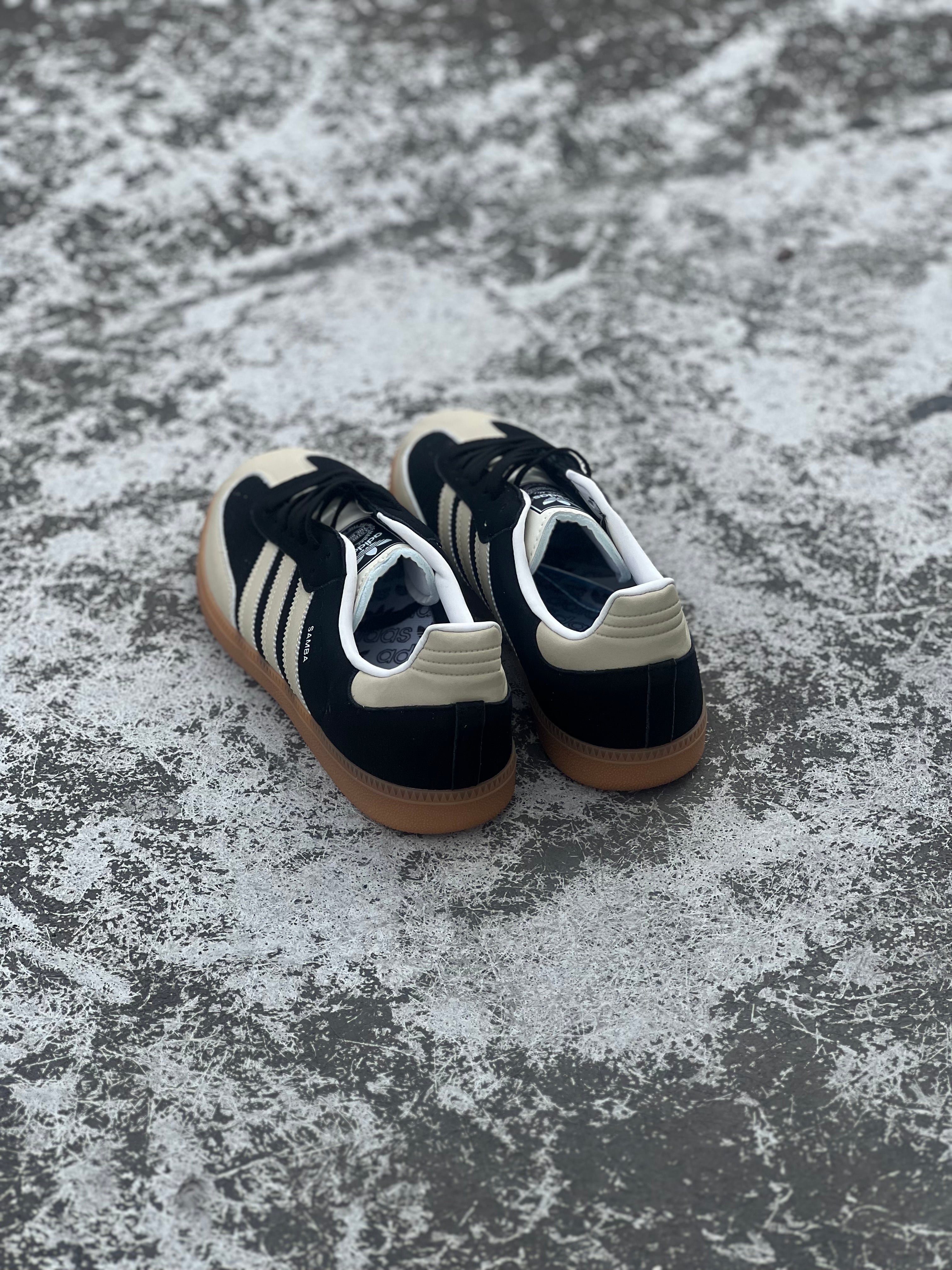 Samaba og black and beige