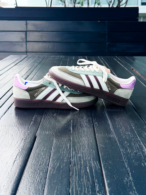 Adidas spezial