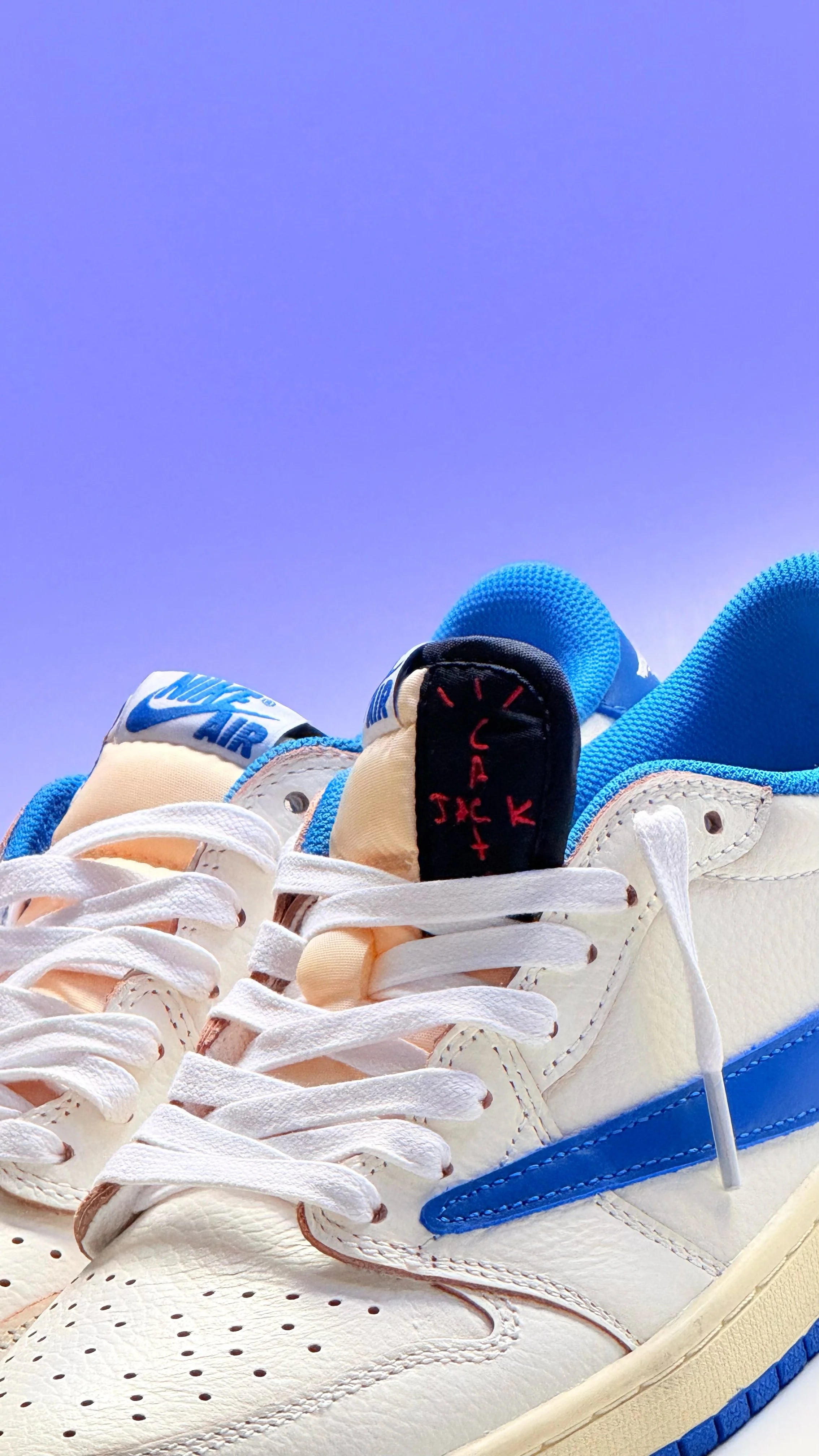Nike Air Jordan 1 Low - Fragment Design x Travis Scott