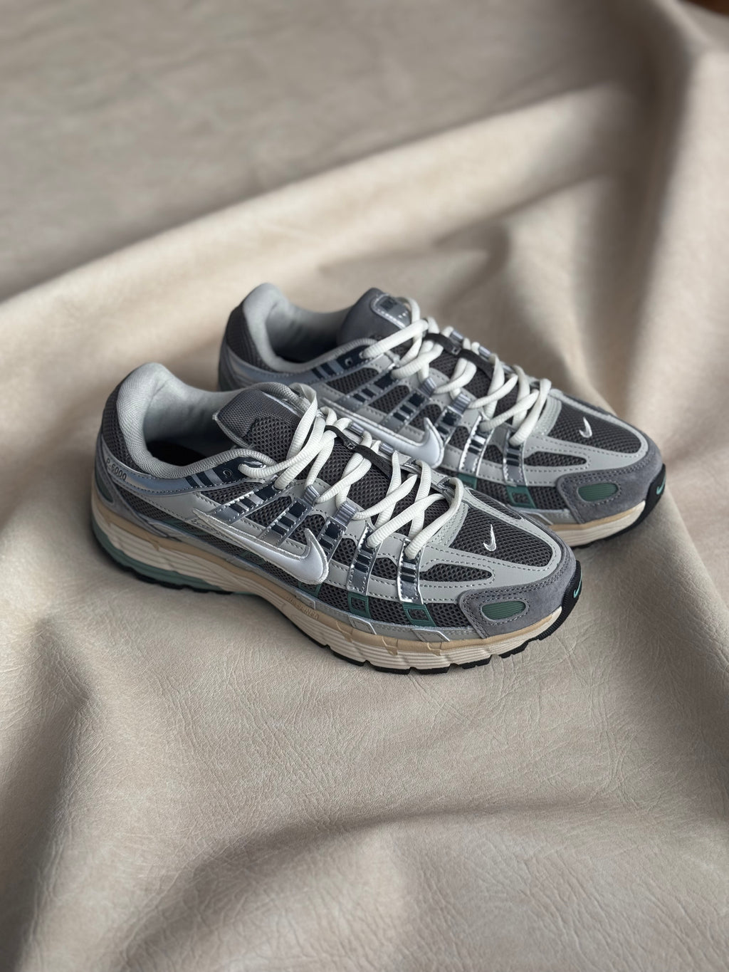 Nike P6000 light iron ore