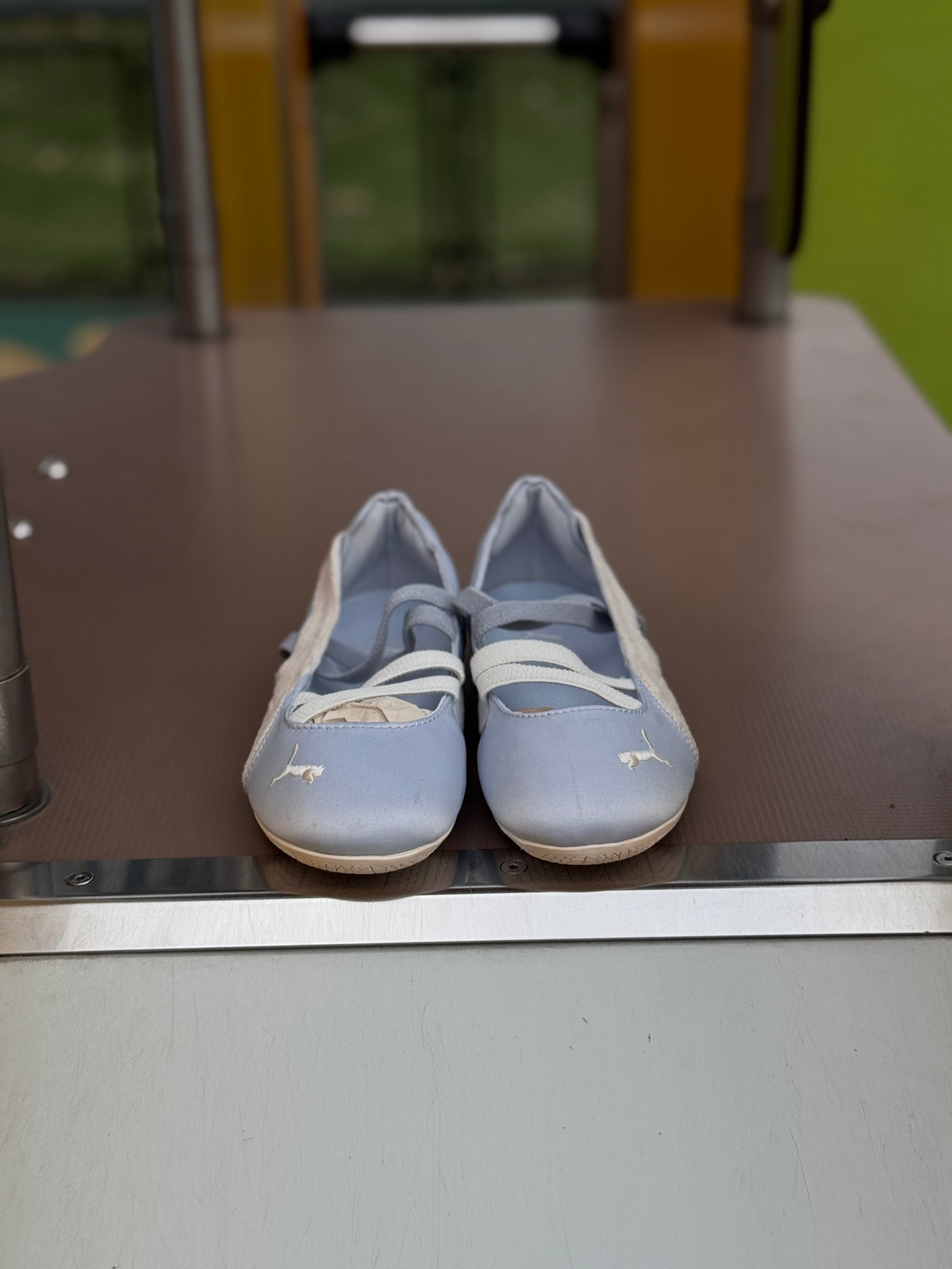 Puma flats speedcat ballet “azul blanco “