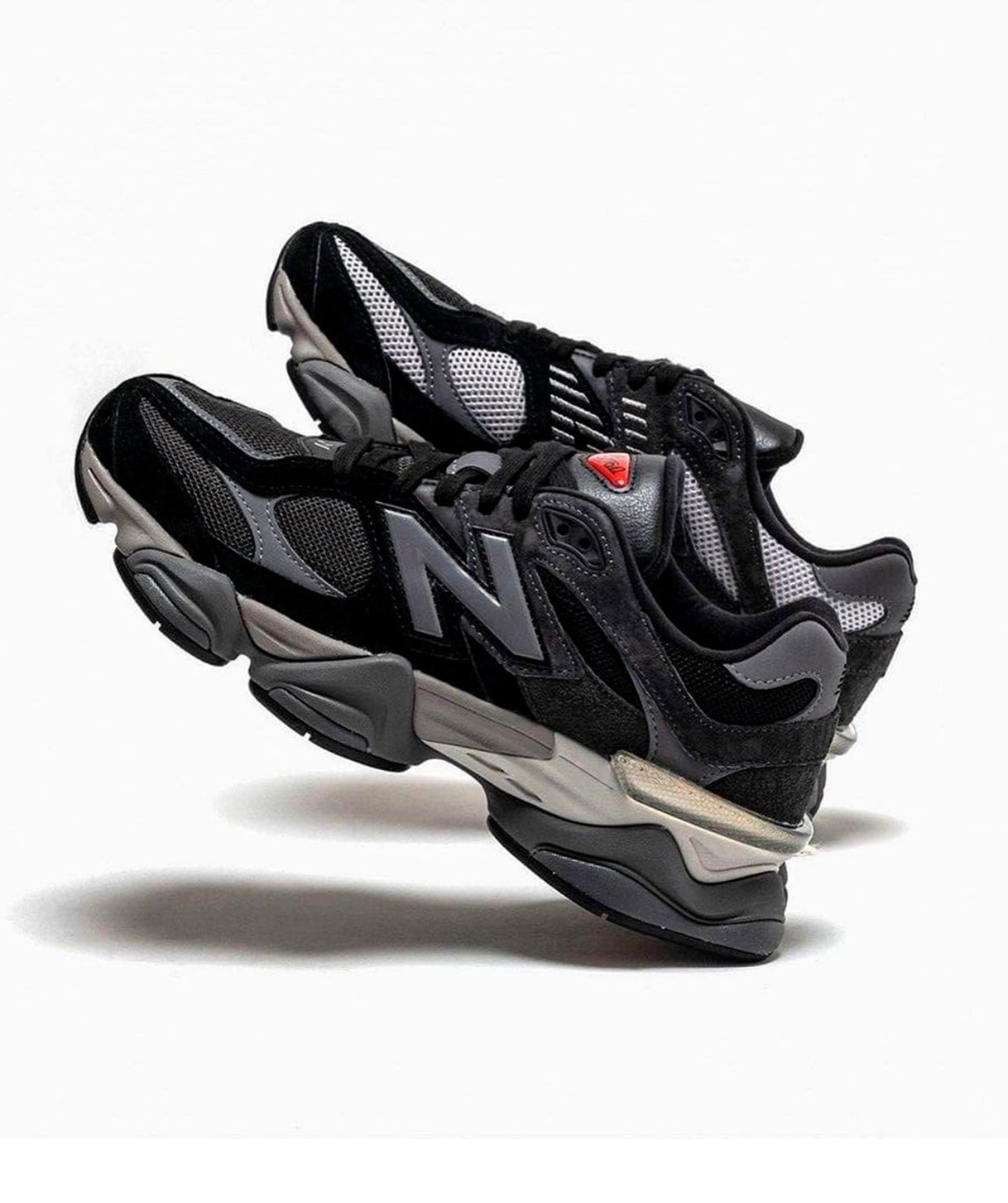 New Balance 9060 negra gris