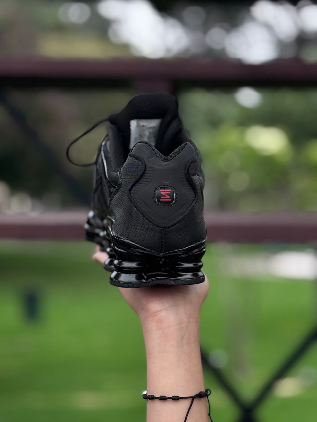 Nike Shox “ negro “