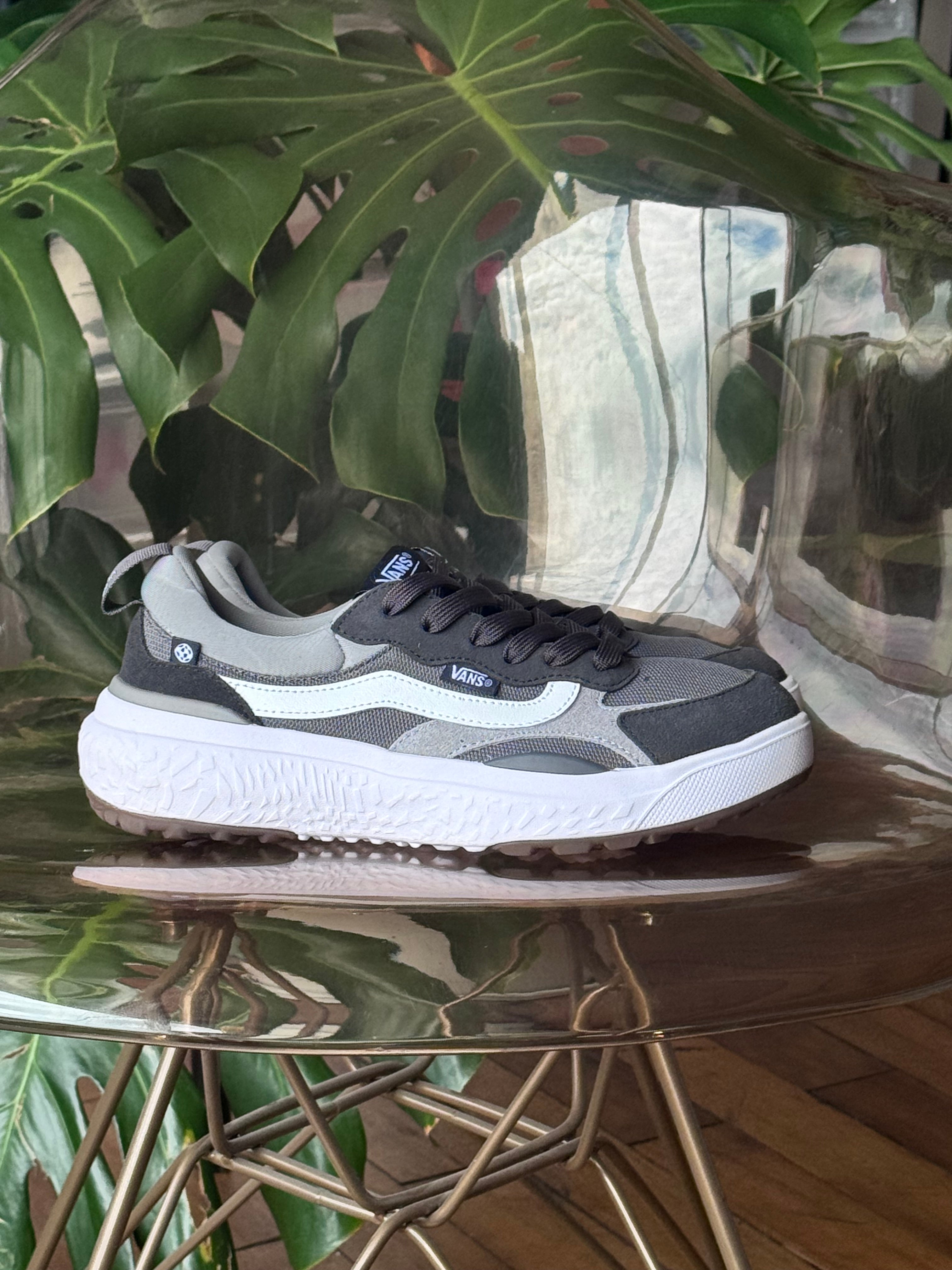 Vans ultra range vr 3”grey”