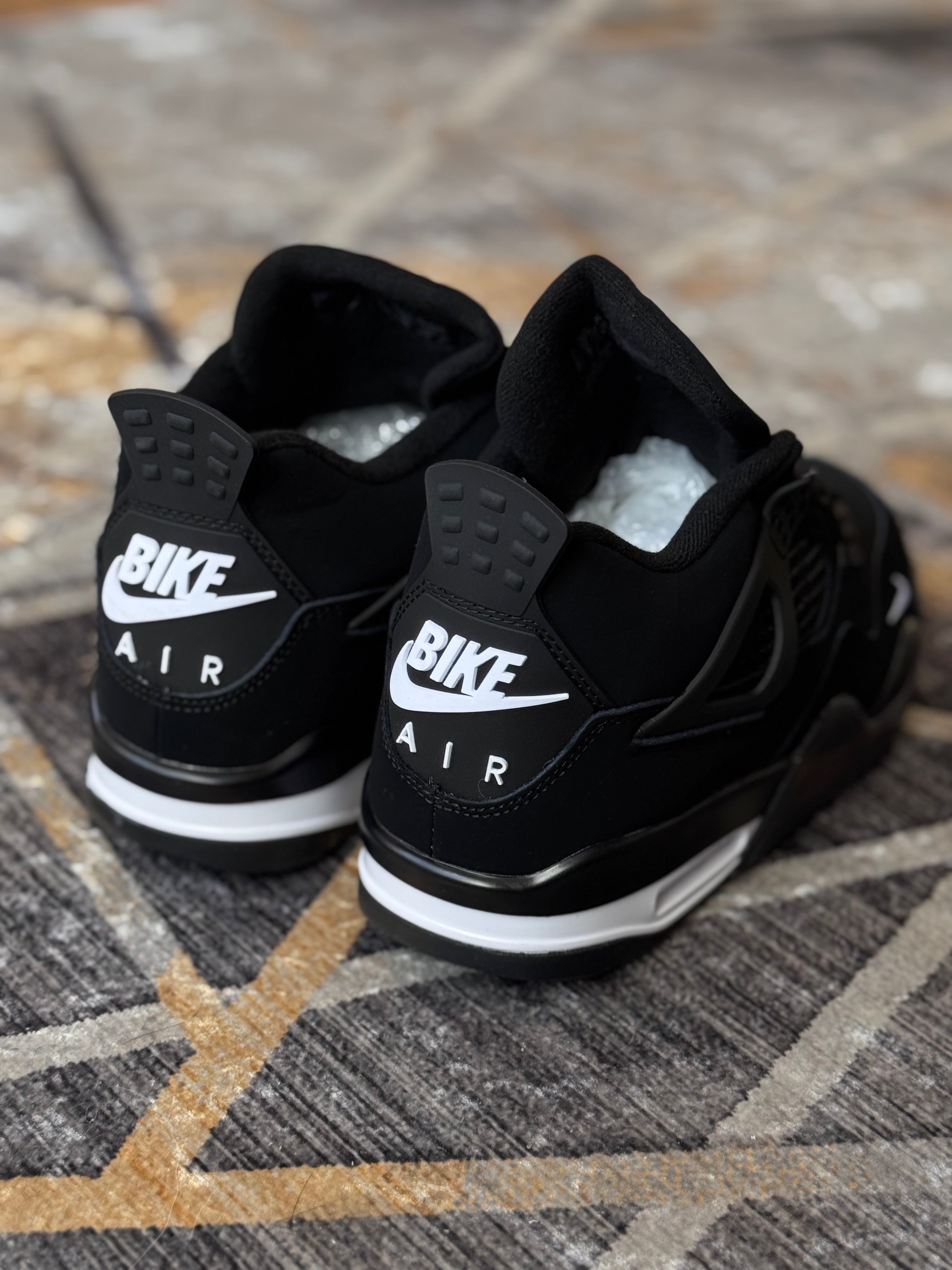 Nike Air Jordan 4 “bike black”