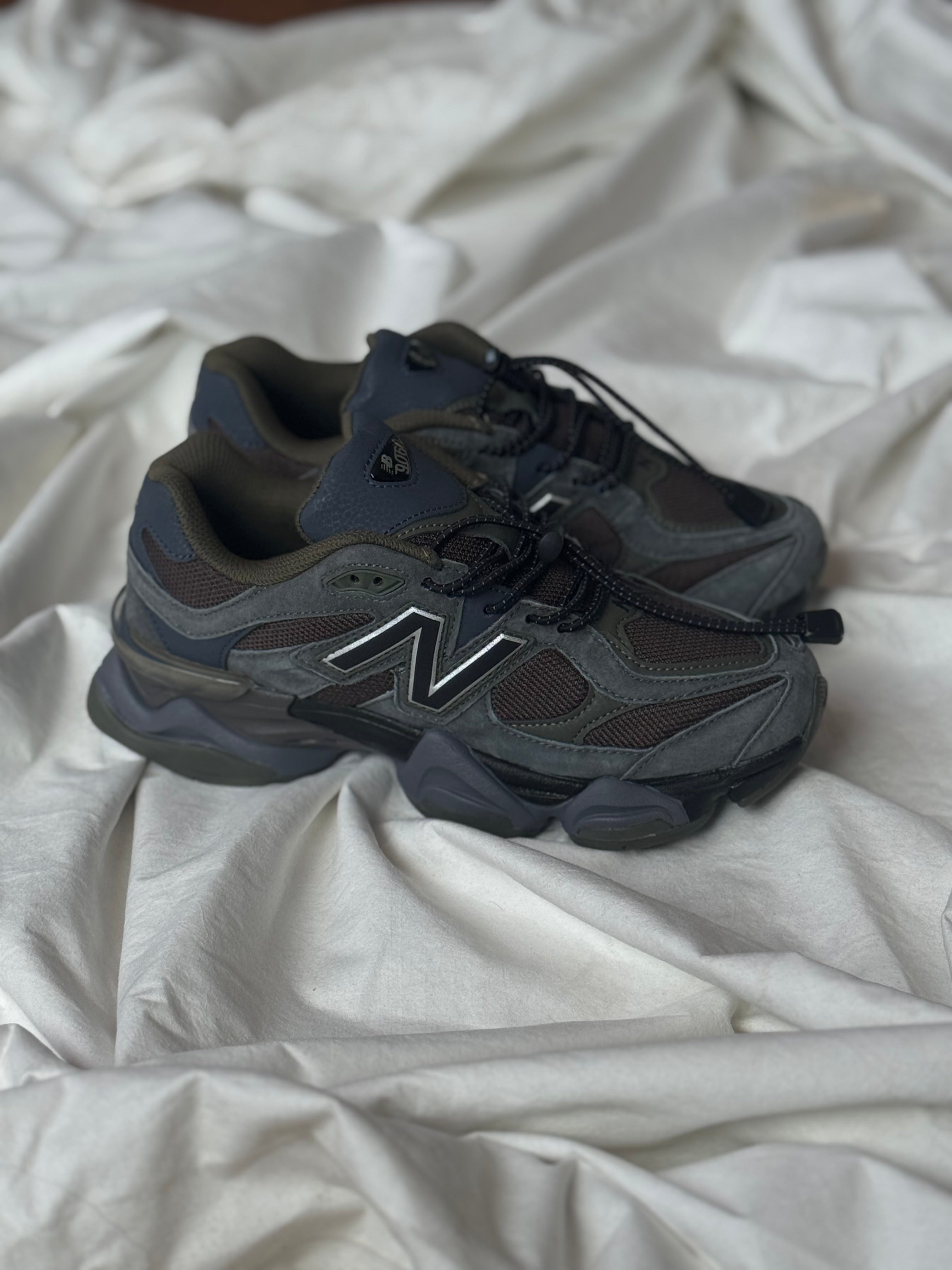 New Balance 9060
