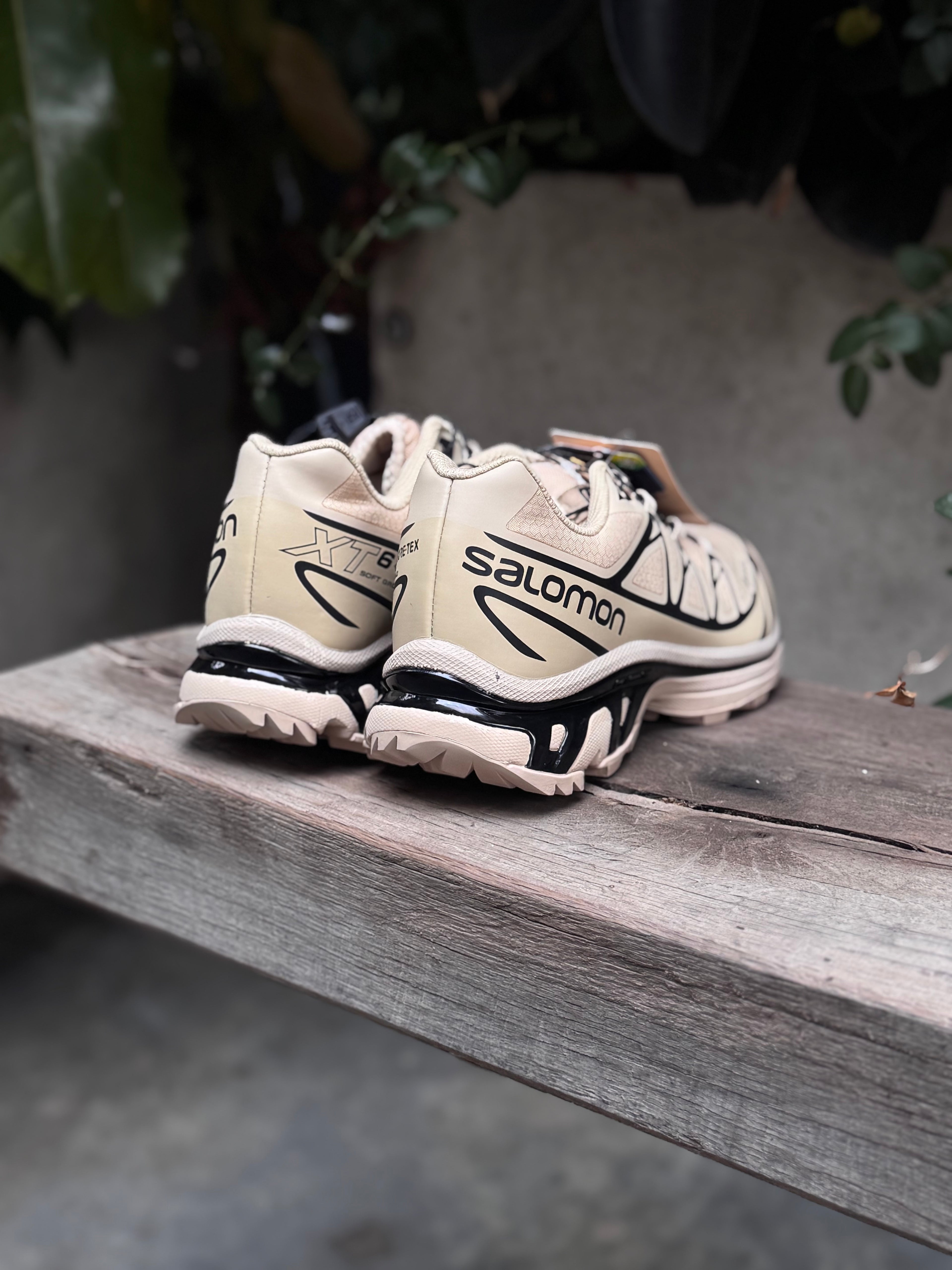 Salomón xt6 goretex “safari black”