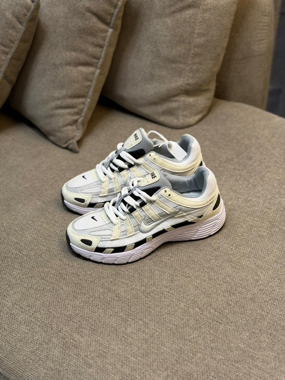 Nike p6000 “sail wolf grey”