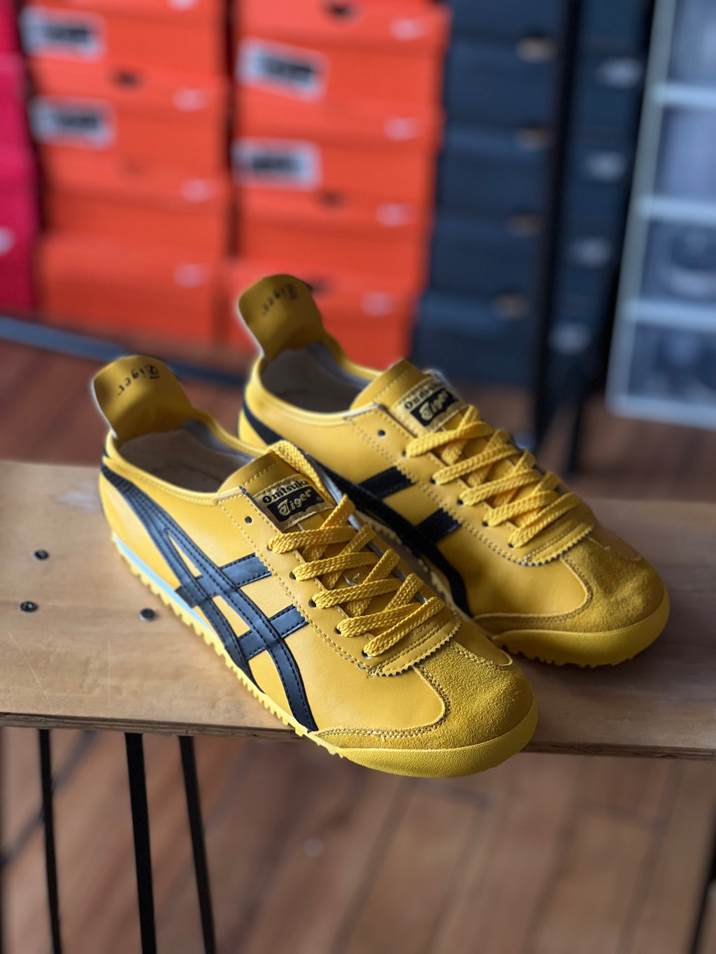 Onitsuka Tiger amarilla