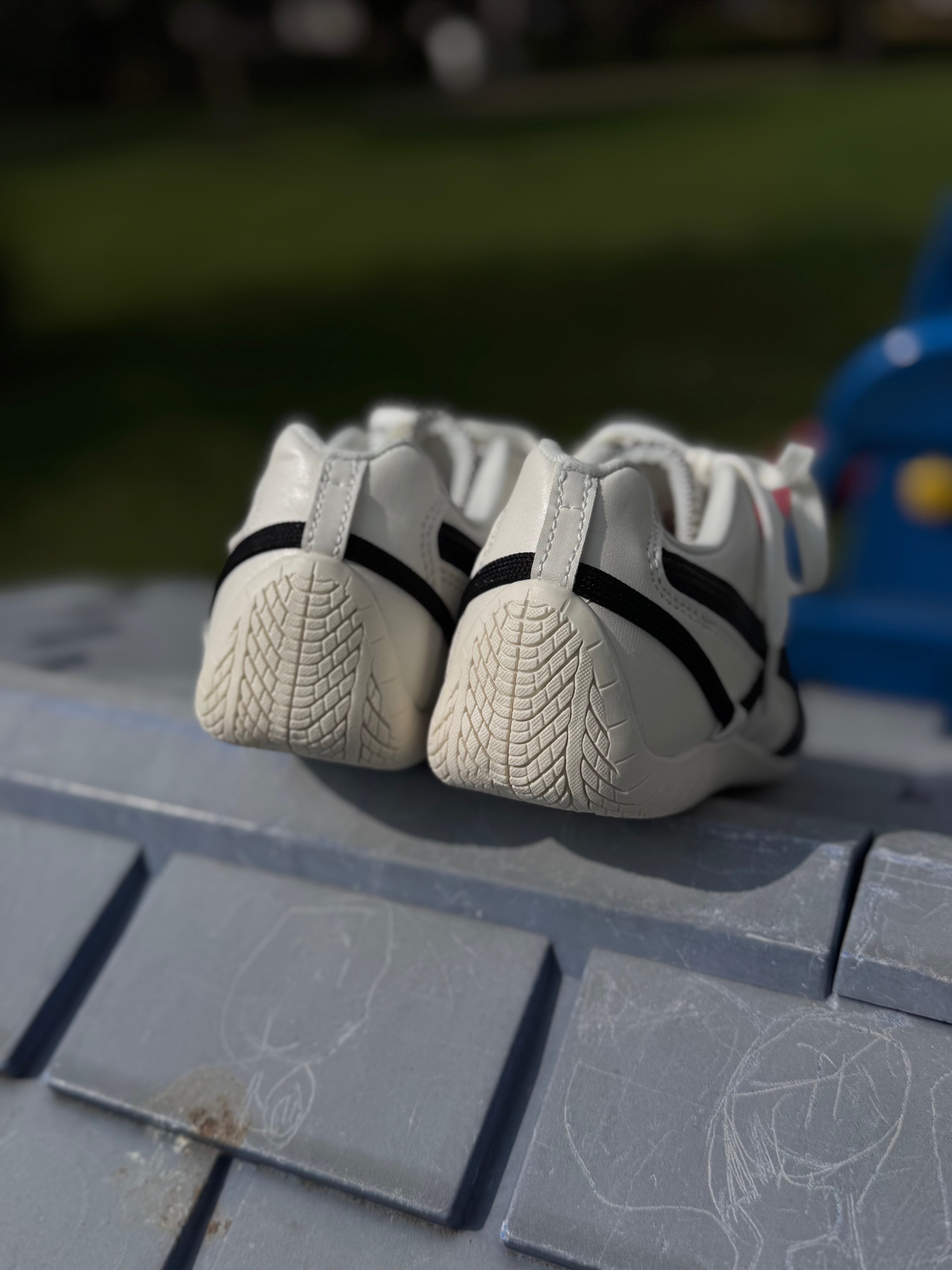 Puma speedcat PRM X ROSE “blanco negro ”