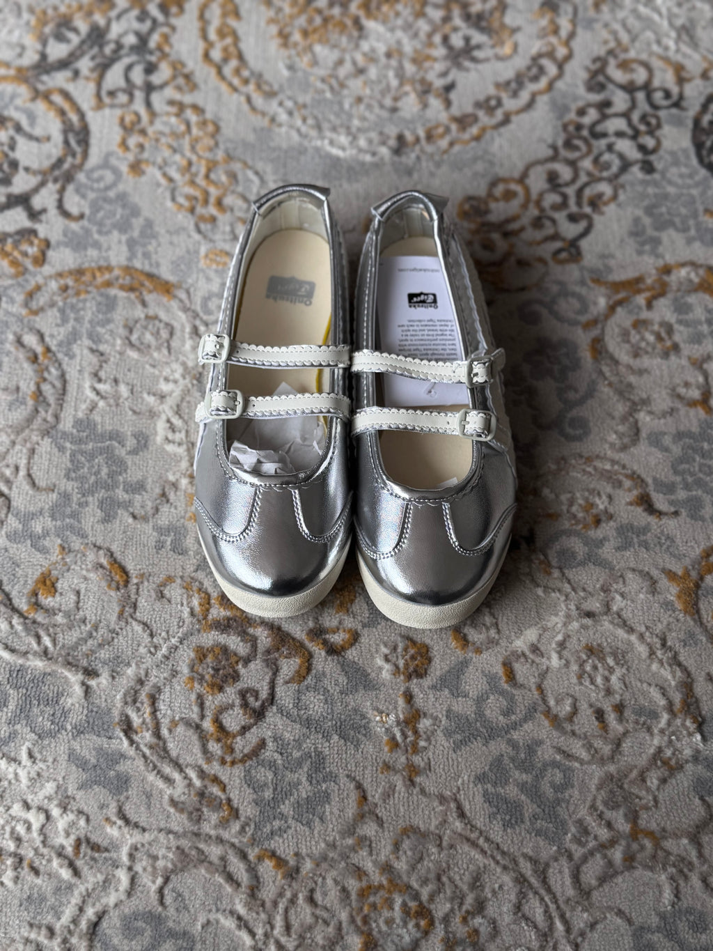 Onitsuka Tiger ballet Flats “silver “