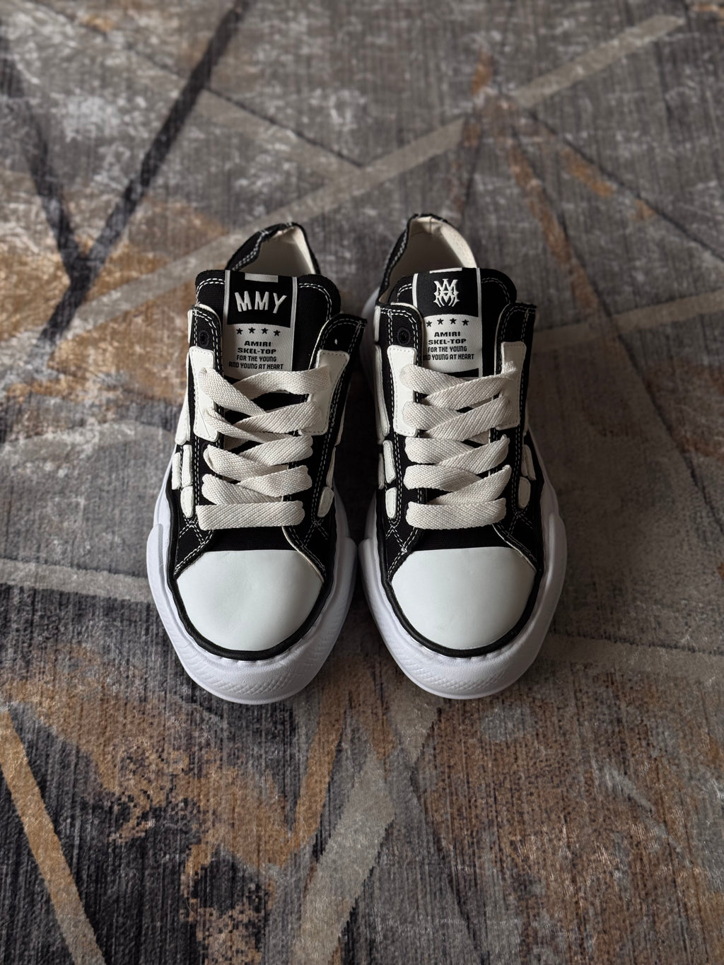 AMIRI x Maison Mihara “skeleton black -white”