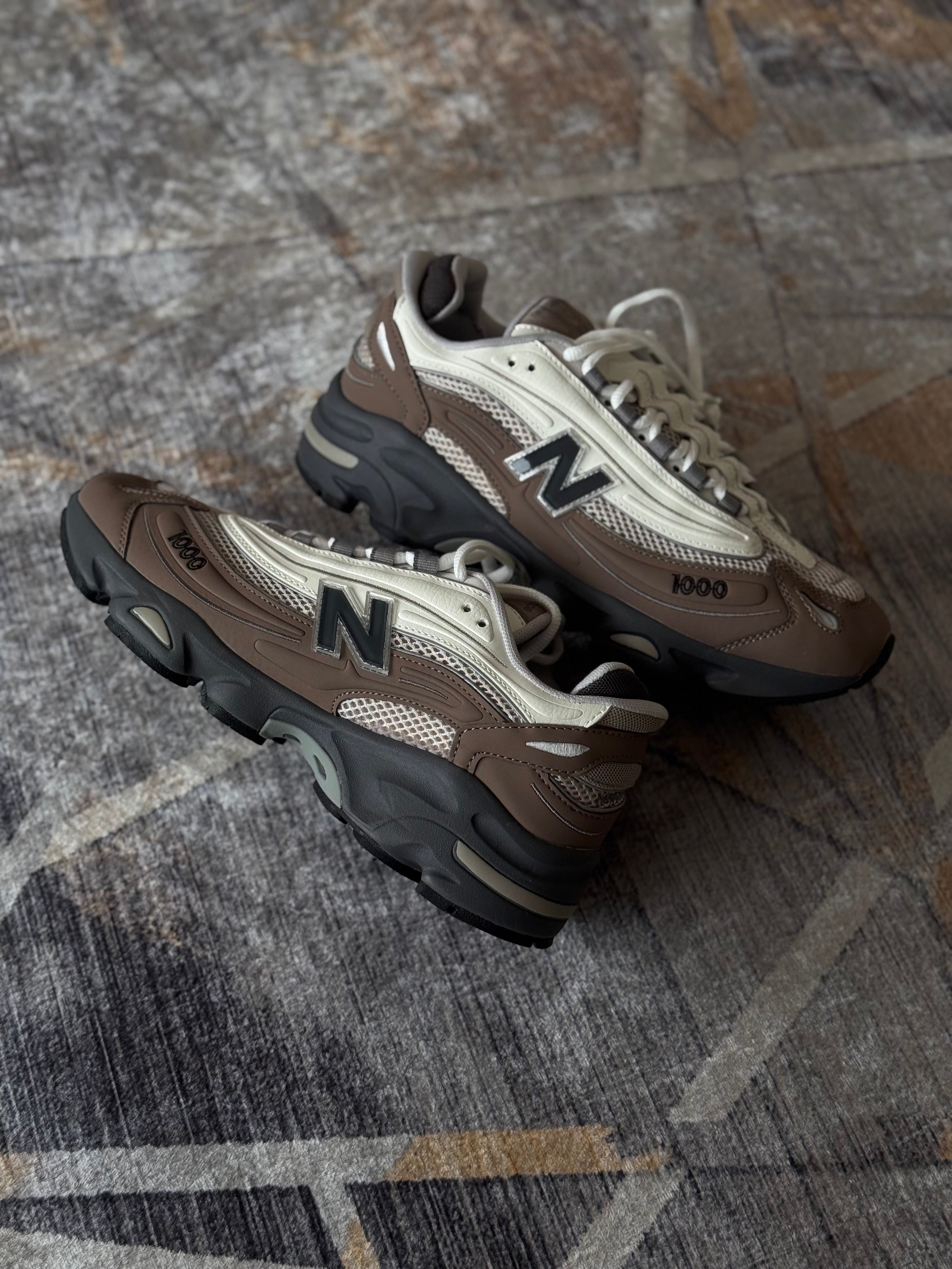 New Balance 1000 “mushroom grey”