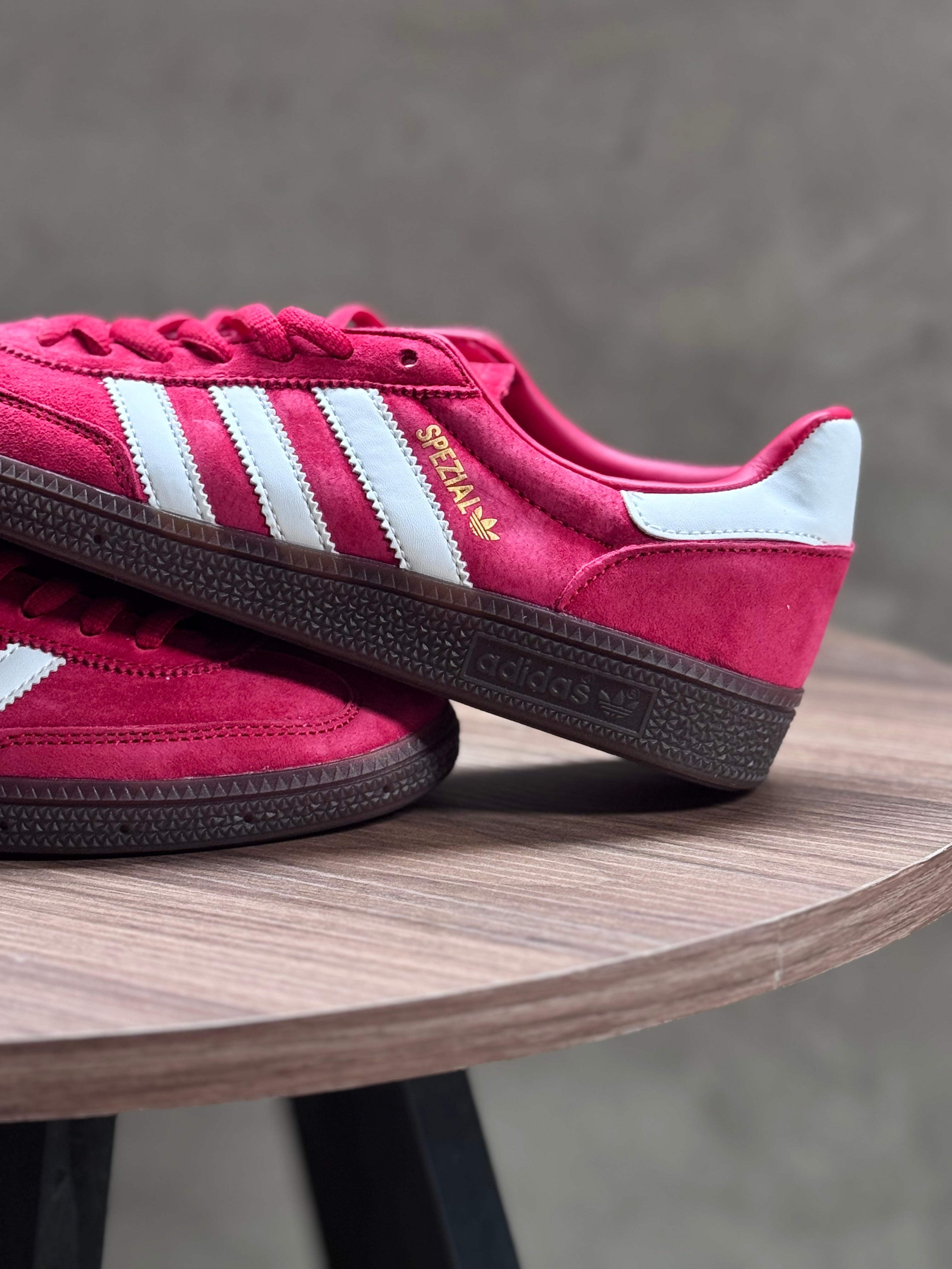 Adidas spezial “red”
