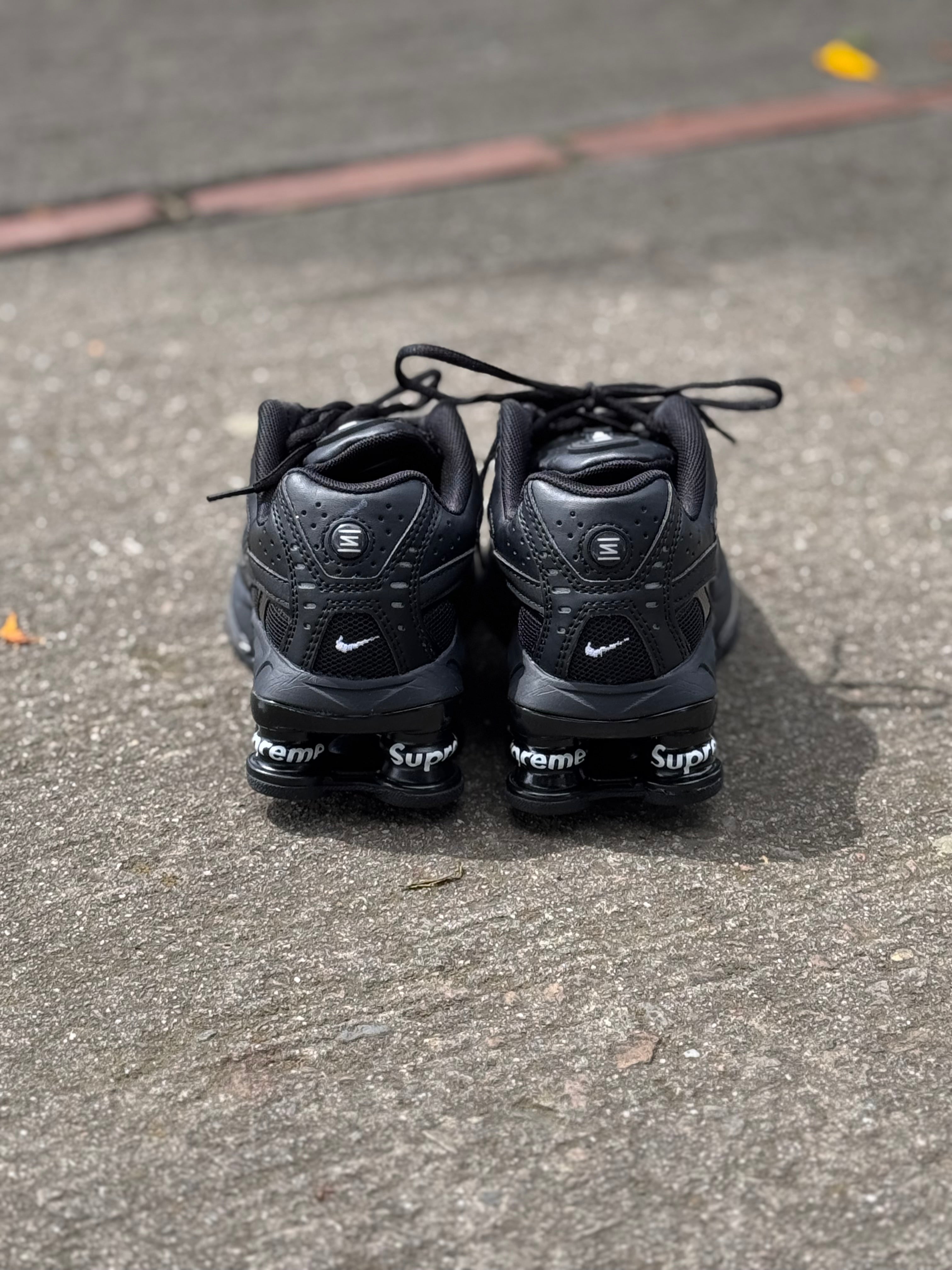 Nike Shox ride x supreme “All back “