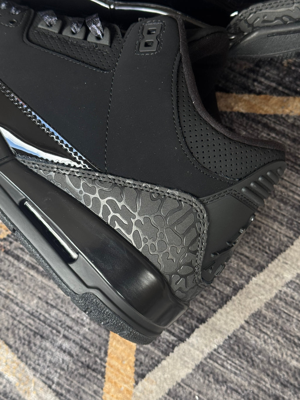 Nike air Jordan 3 “black cat”