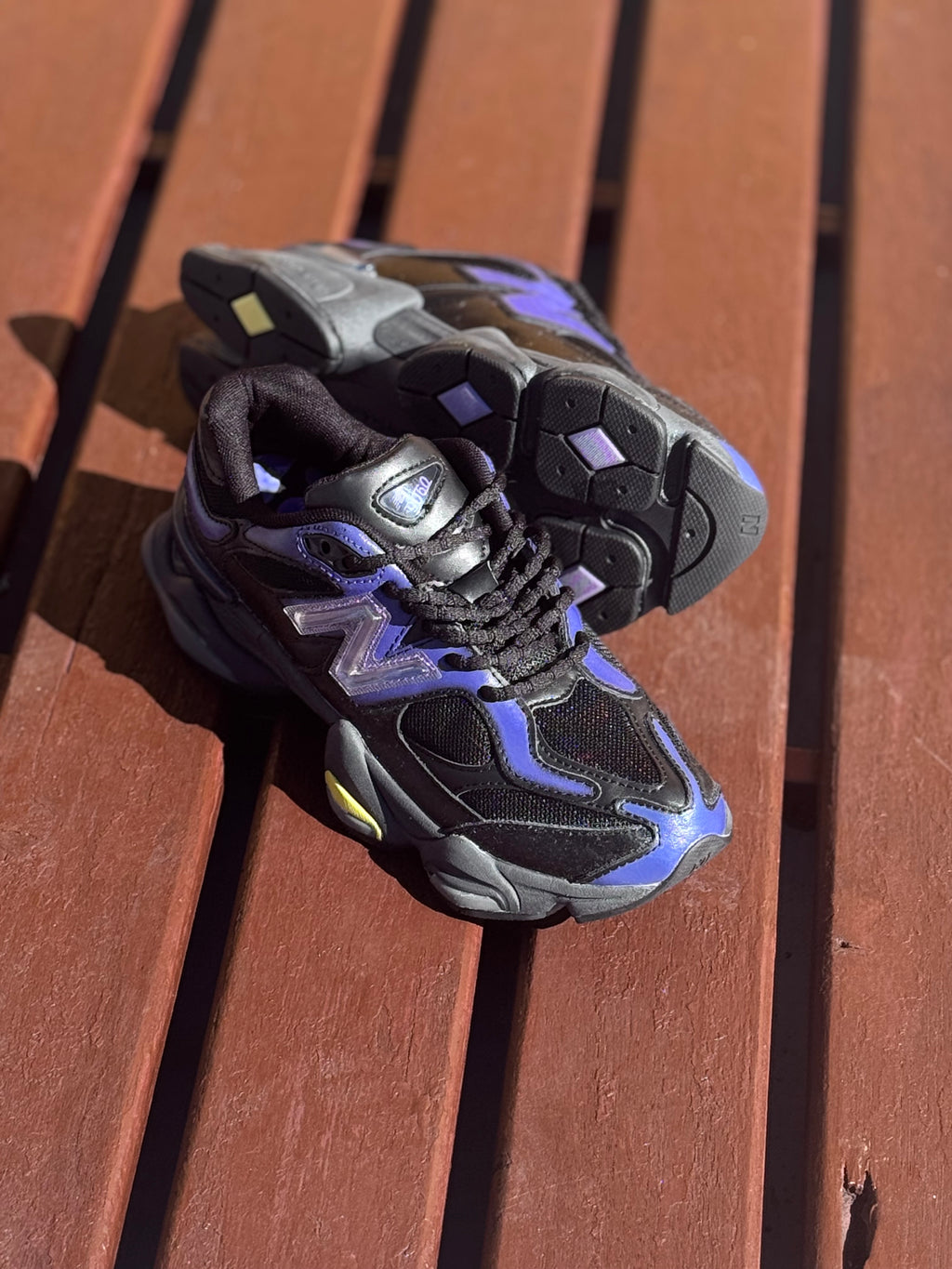 New Balance 9060 lila negro