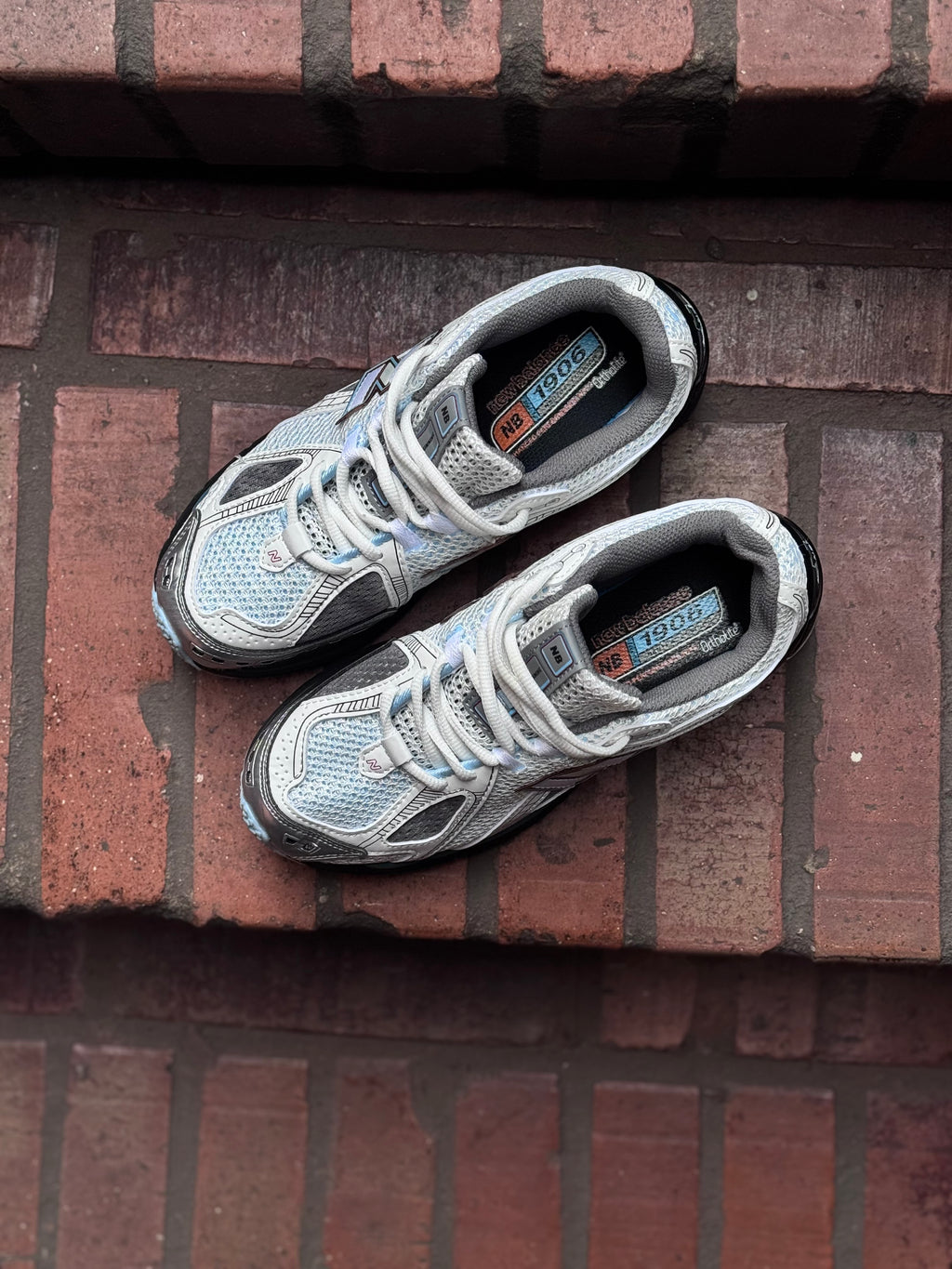 New Balance 1906 r