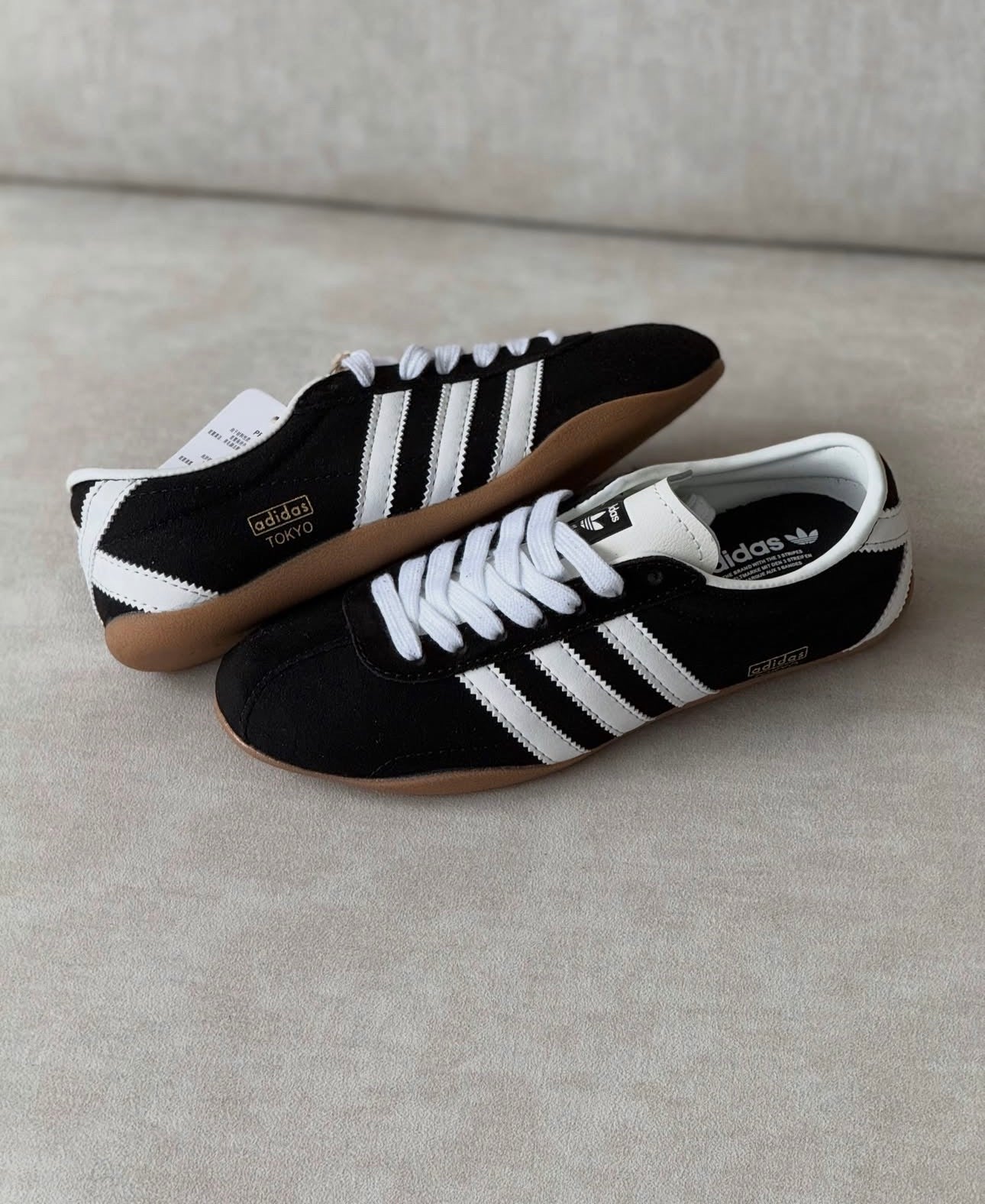 Adidas Tokyo “ negro blanco”