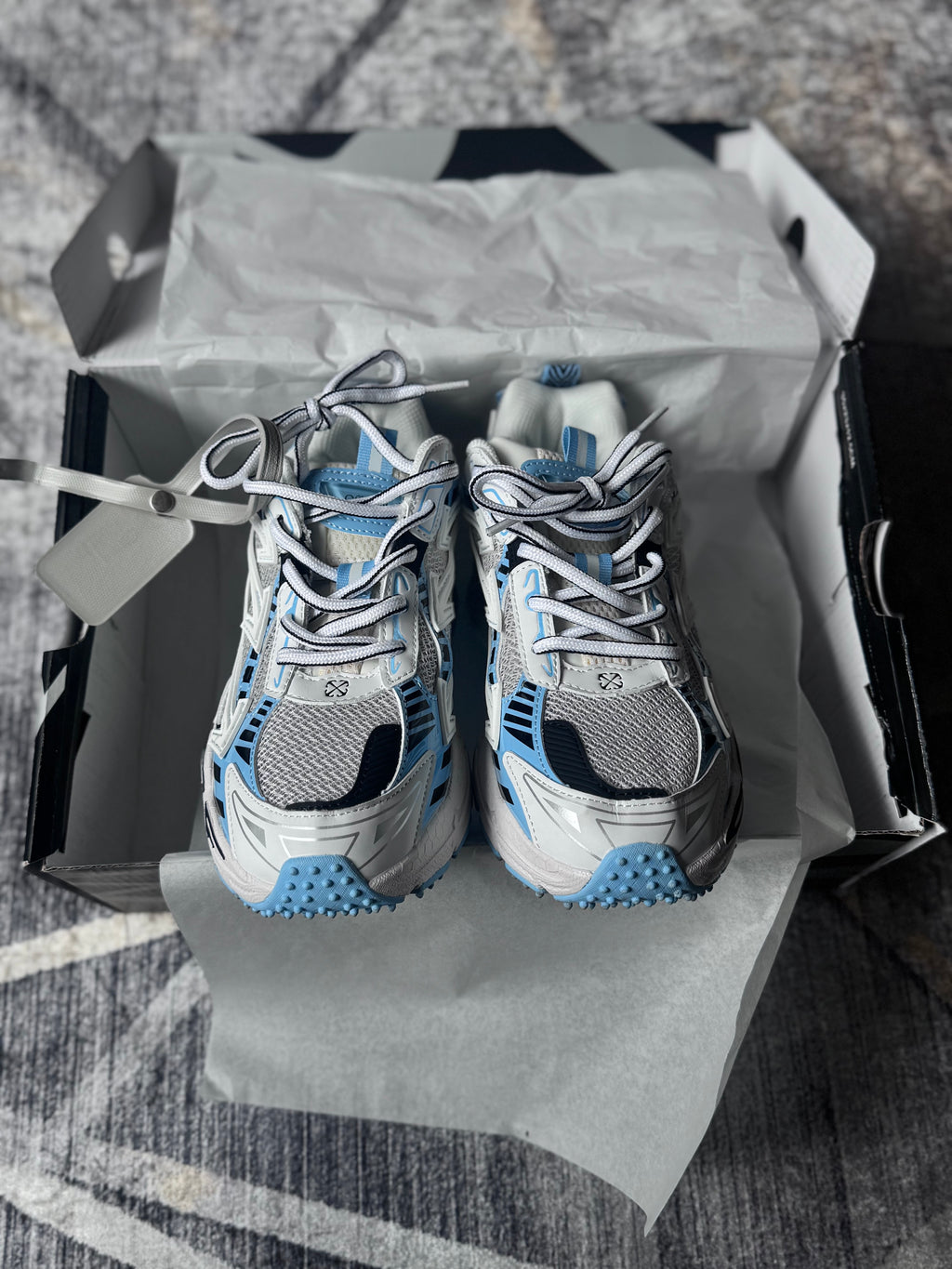 OFF-WHITE Be Right Back Gris blanca- azul marino