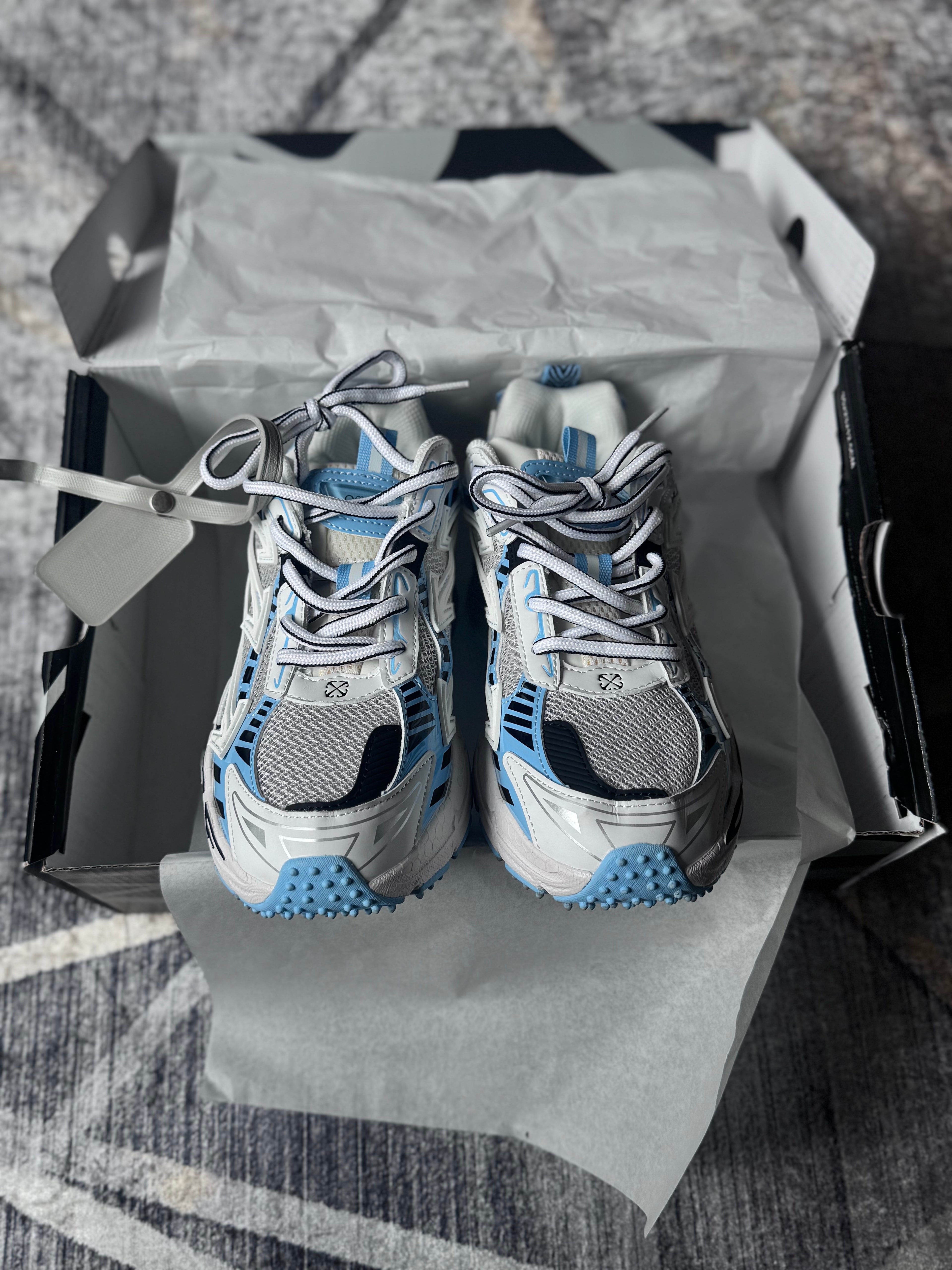 OFF-WHITE Be Right Back Gris blanca- azul marino