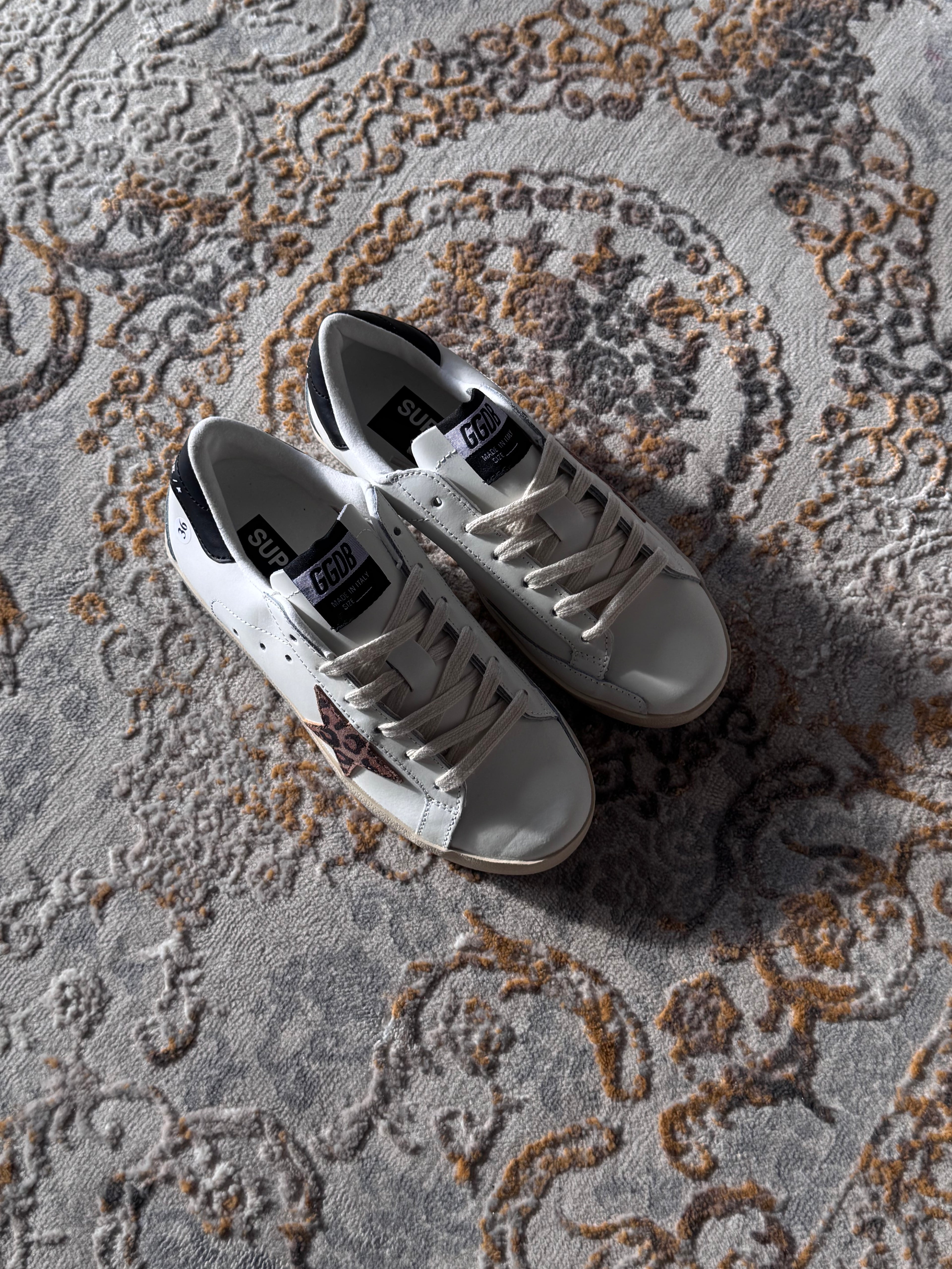 Golden goose “ Super star”