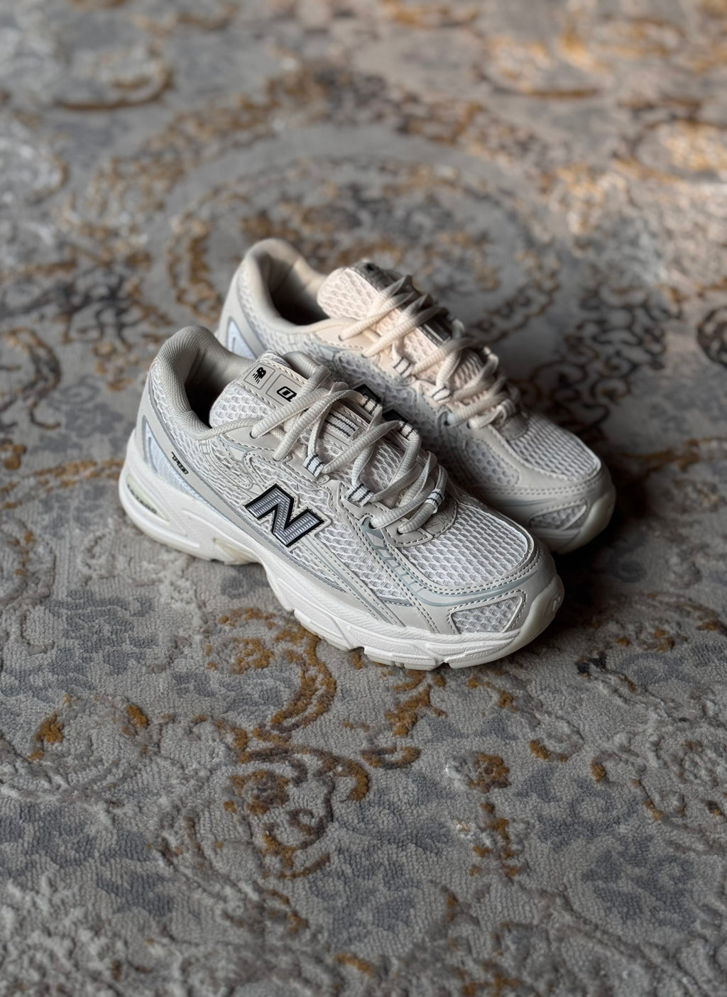 New balance 740 “bungee lace “
